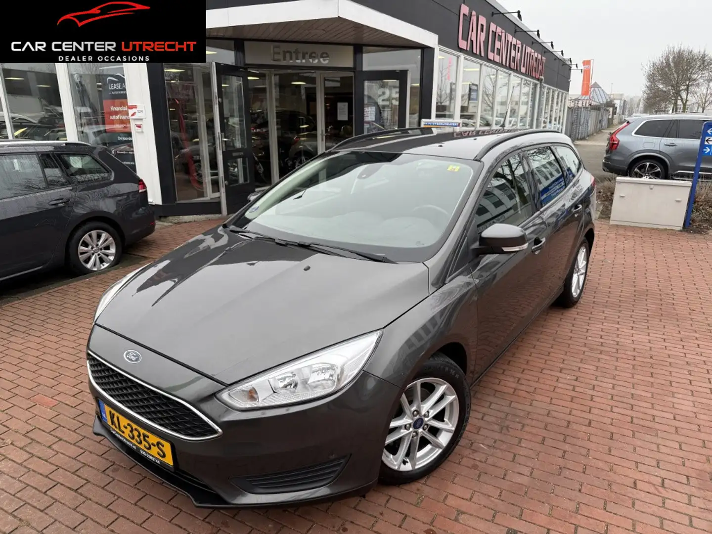 Ford Focus Wagon 1.0 Trend navi airco cruise control 179dkm Gris - 1