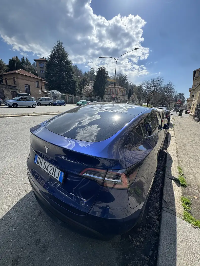 Tesla Model Y Long Range Dual Motor AWD - 2