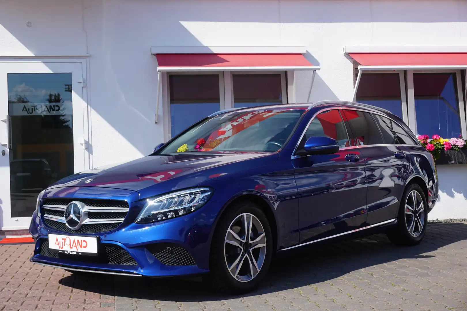 Mercedes-Benz C 180 C180 T-Modell Avantgarde LED Navi Kamera DAB Blau - 2