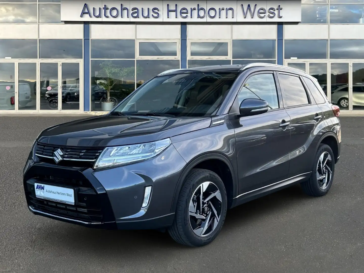 Suzuki Vitara 1.4 GLX Facelift Navi SHZ PDC Assistenzpaket Gris - 1