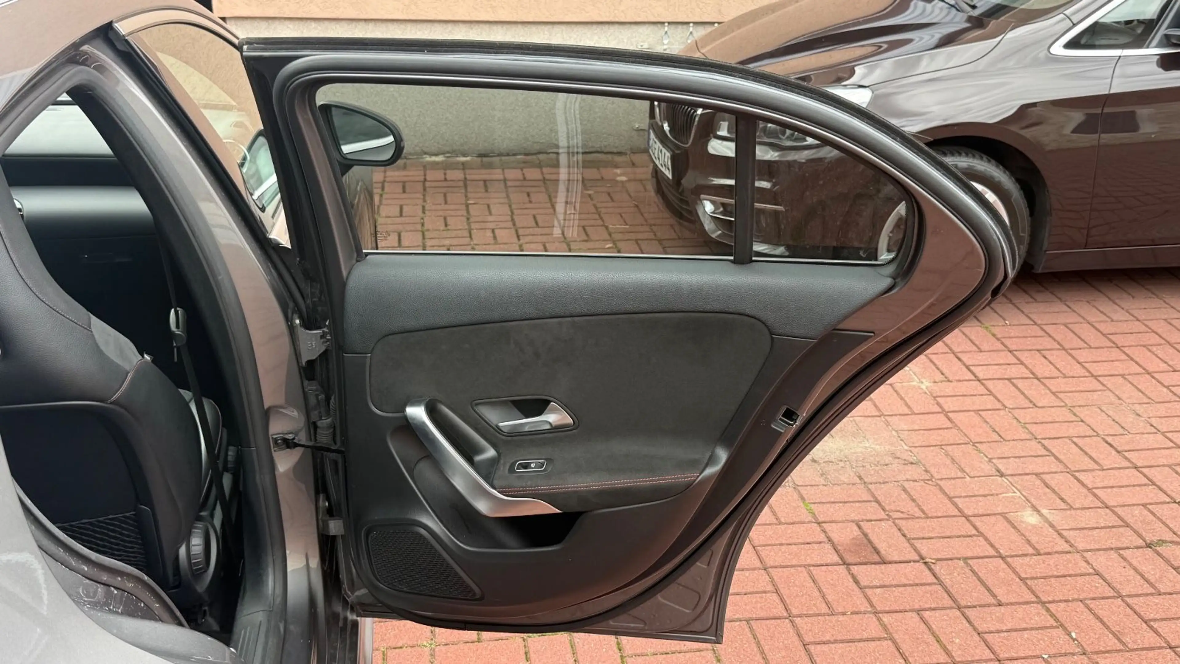 Mercedes-Benz A 200 AMG LINE+MULTIBEAM+AUT.+AMBIENTE+MBUX — photo 22
