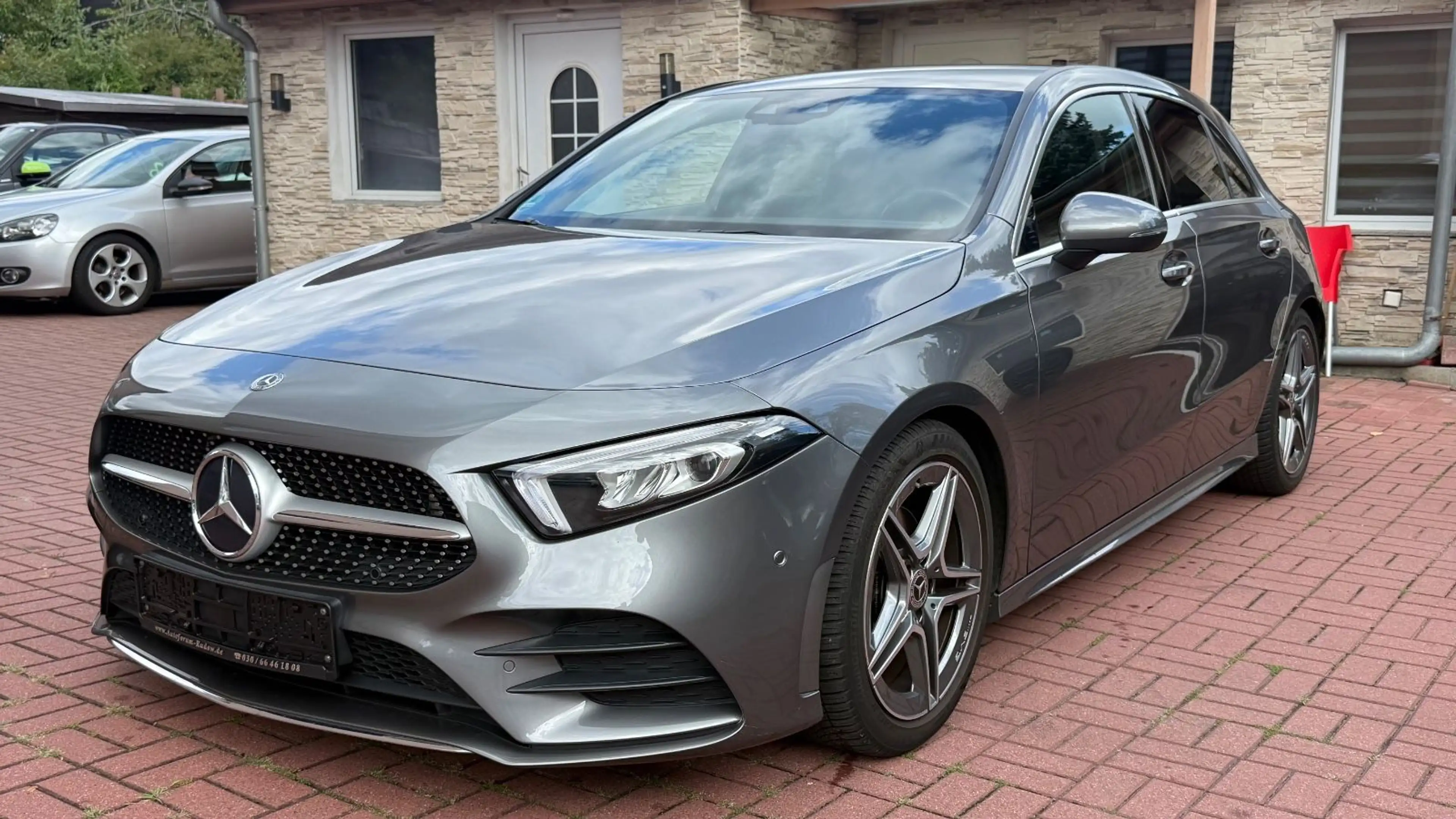 Mercedes-Benz A 200 AMG LINE+MULTIBEAM+AUT.+AMBIENTE+MBUX