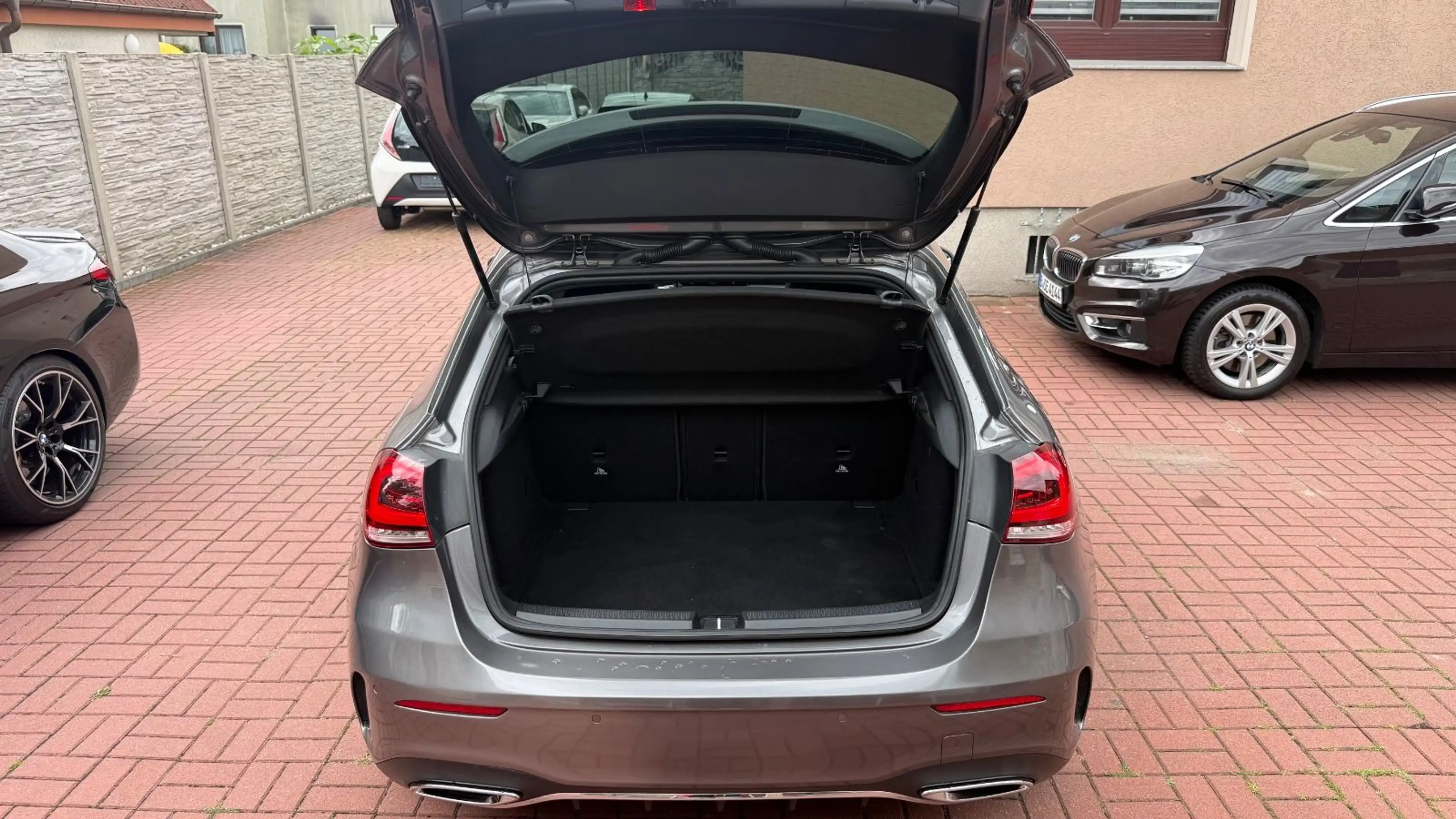 Mercedes-Benz A 200 AMG LINE+MULTIBEAM+AUT.+AMBIENTE+MBUX — photo 8