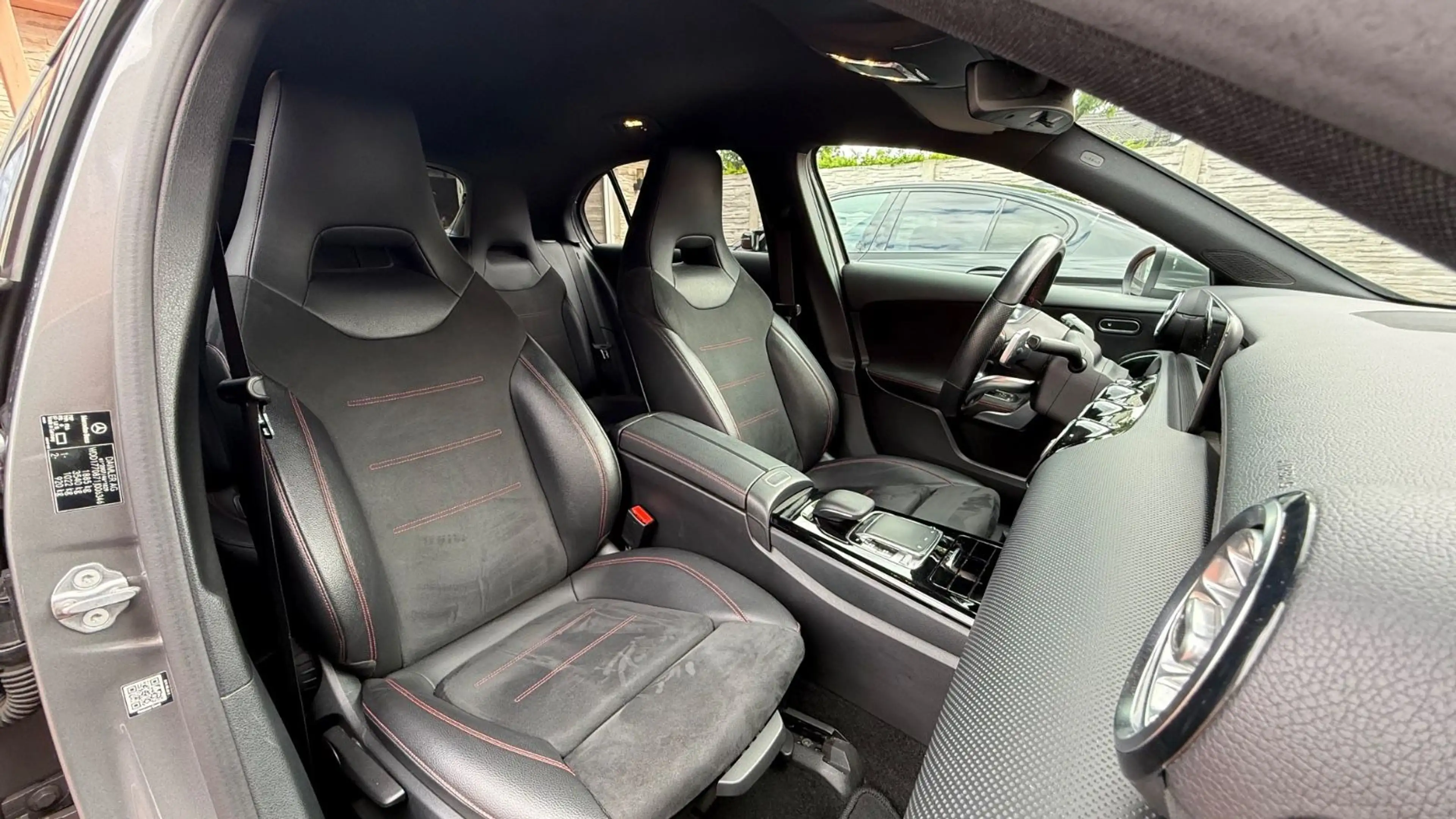 Mercedes-Benz A 200 AMG LINE+MULTIBEAM+AUT.+AMBIENTE+MBUX — photo 21