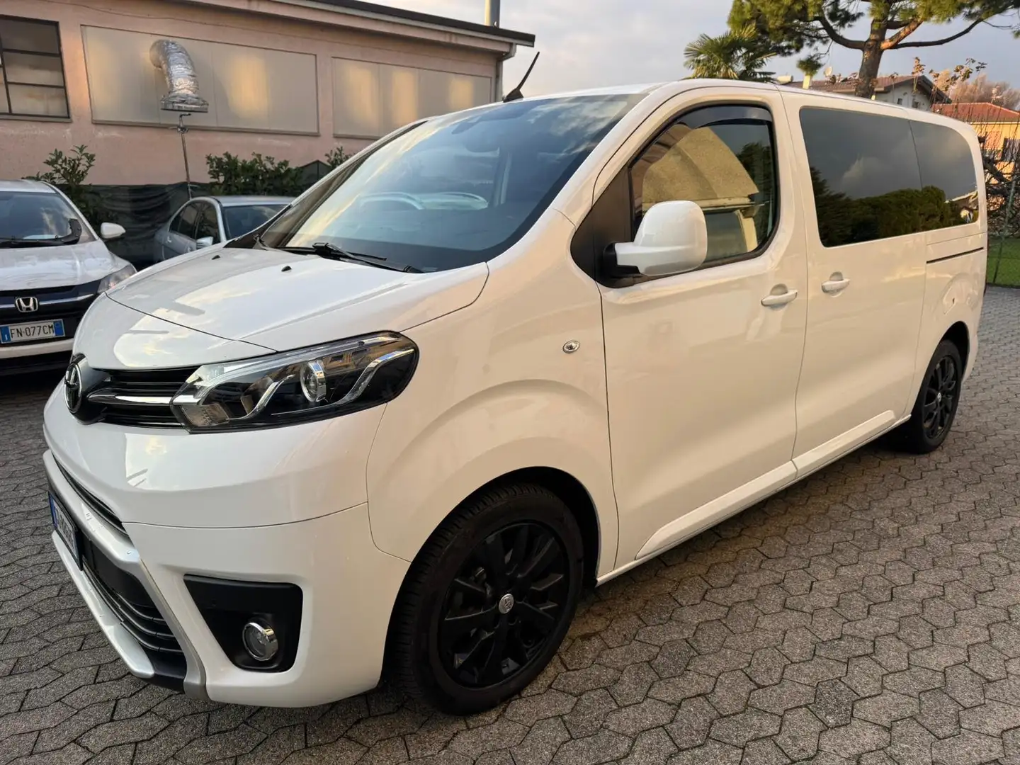 Toyota Proace Verso 2.0D 177CV Luxury 8 Posti*EURO6*PELLE - 1