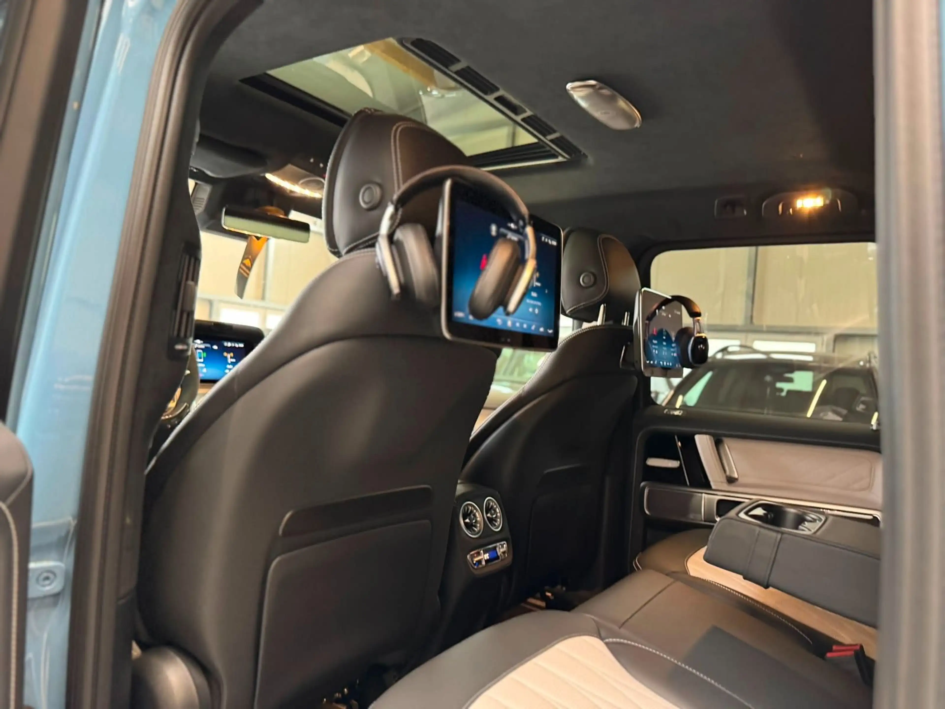 Mercedes-Benz G 63 AMG G63 AMG FULL CARBON  ACTIVE RIDE A22 DVD MY2027 — photo 4