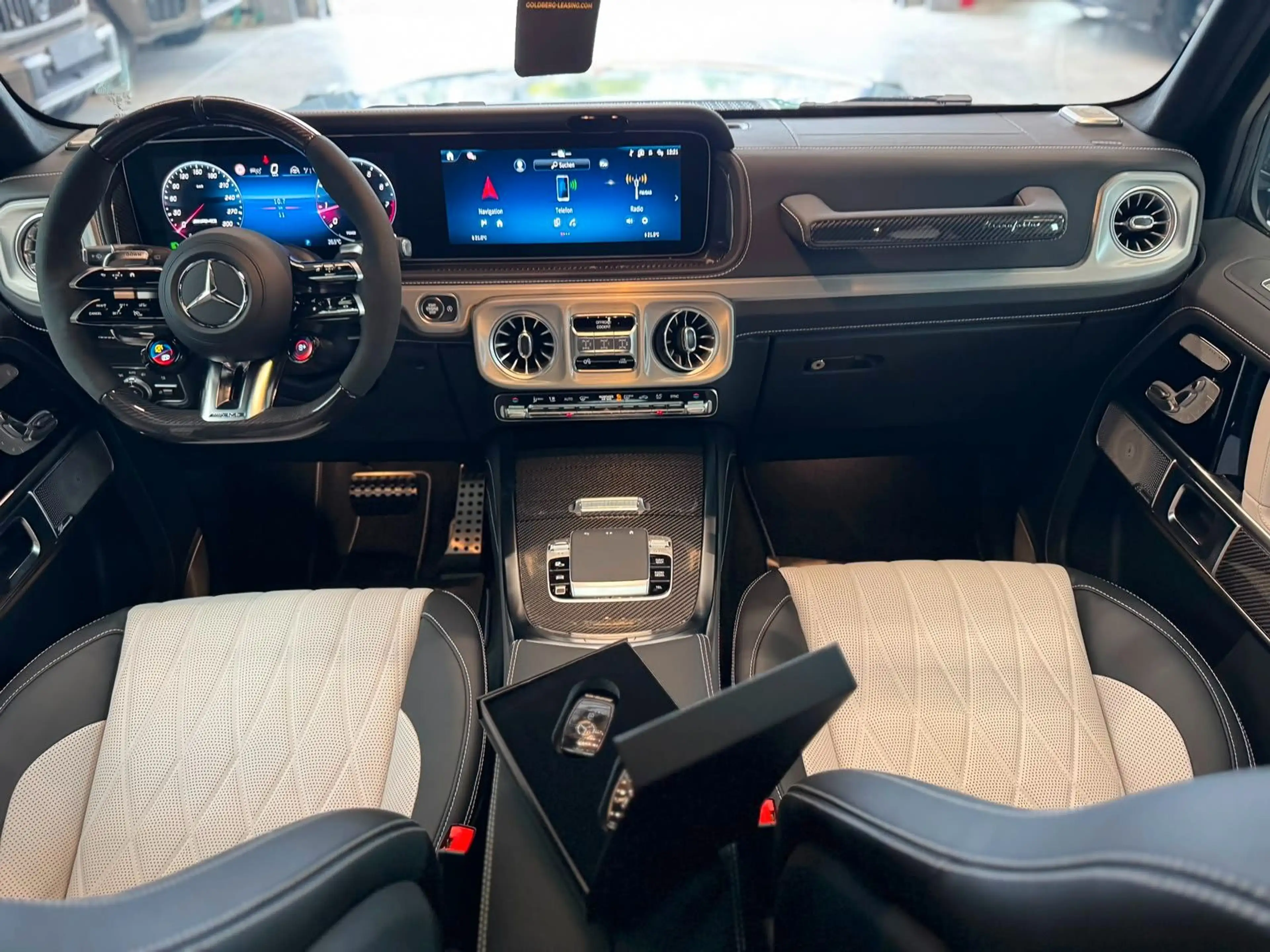 Mercedes-Benz G 63 AMG G63 AMG FULL CARBON  ACTIVE RIDE A22 DVD MY2027 — photo 3