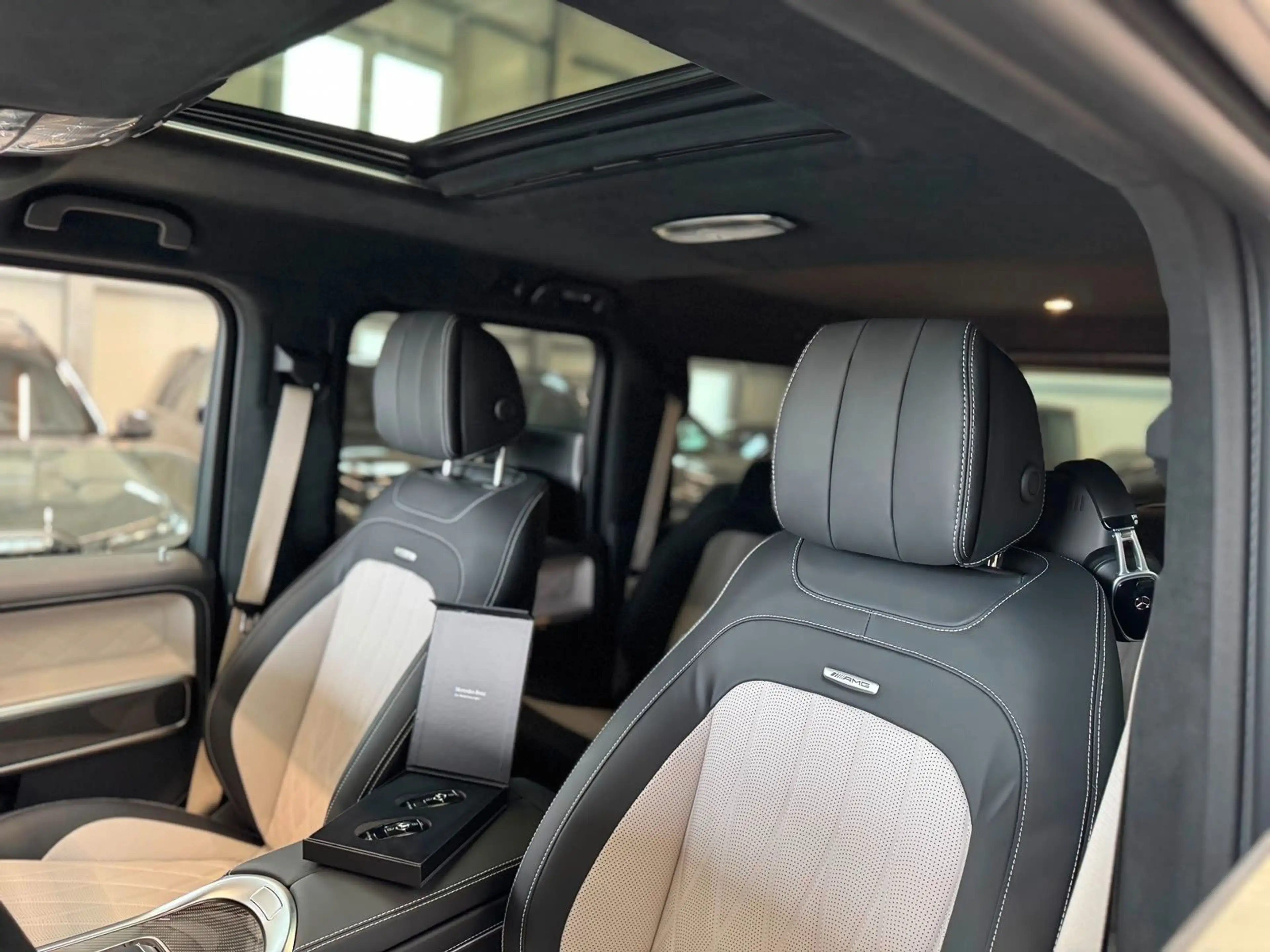 Mercedes-Benz G 63 AMG G63 AMG FULL CARBON  ACTIVE RIDE A22 DVD MY2027 — photo 13