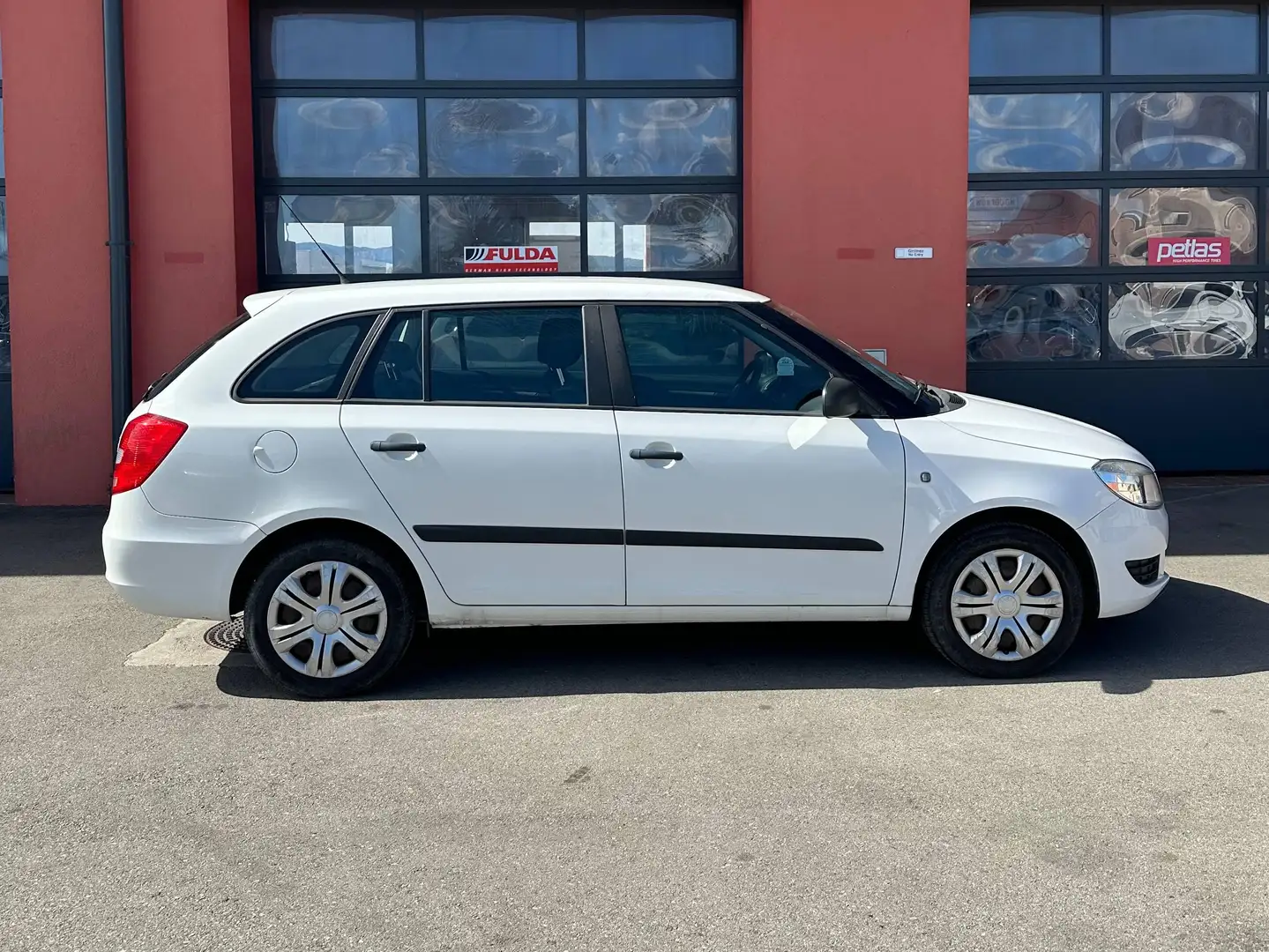 Skoda Fabia Classic Weiß - 2