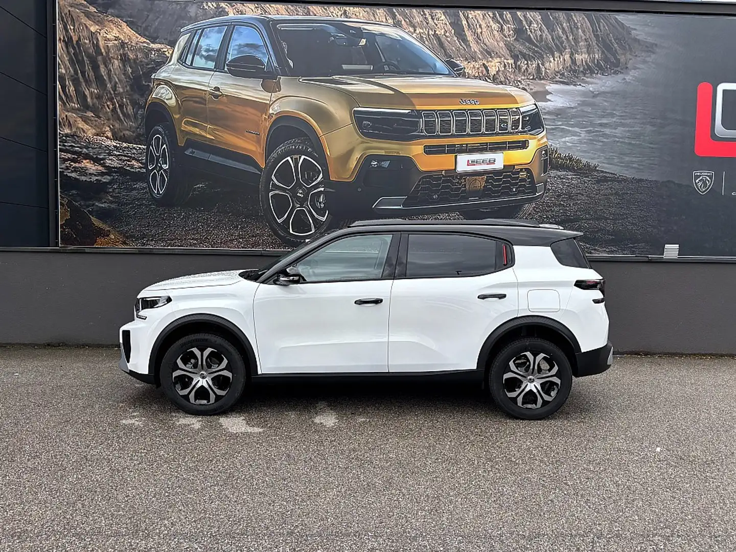 Citroen C3 Aircross Citroën C3 Aircross Turbo 100 S&S 5-Gang PLUS Weiß - 2