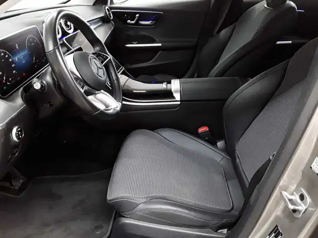 Mercedes-Benz C-Class view 7