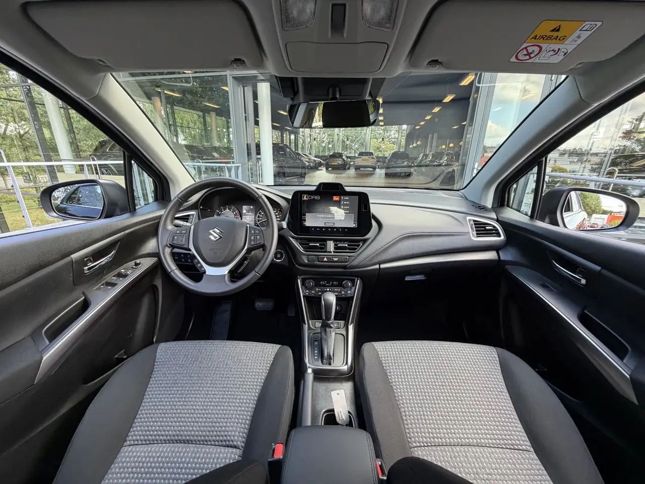 Suzuki S-Cross 2025