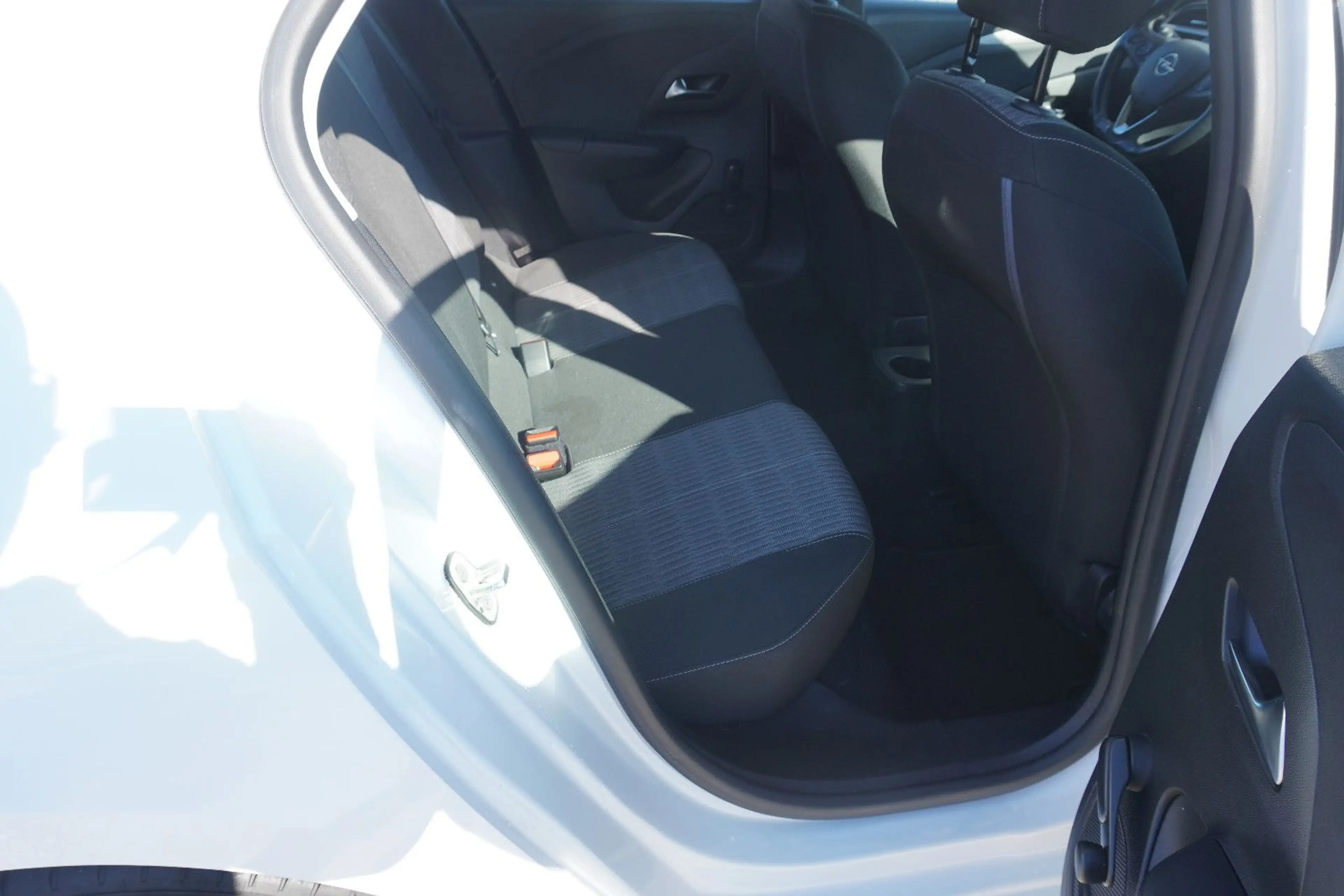 Opel Corsa F Edition Sitzhzg. CAM Tempo AppLink — photo 12