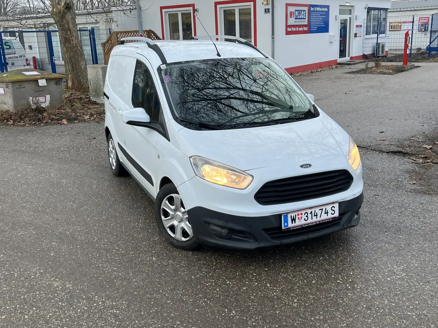 Ford Tourneo Courier 1,5 TDCi Trend - 2
