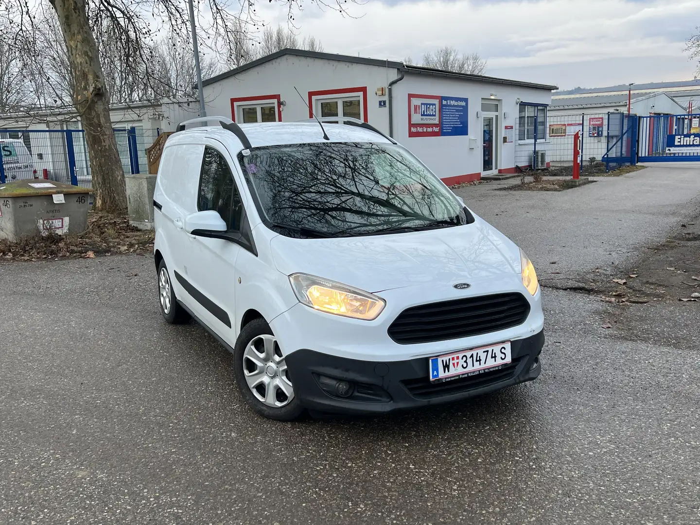 Ford Tourneo Courier 1,5 TDCi Trend - 1