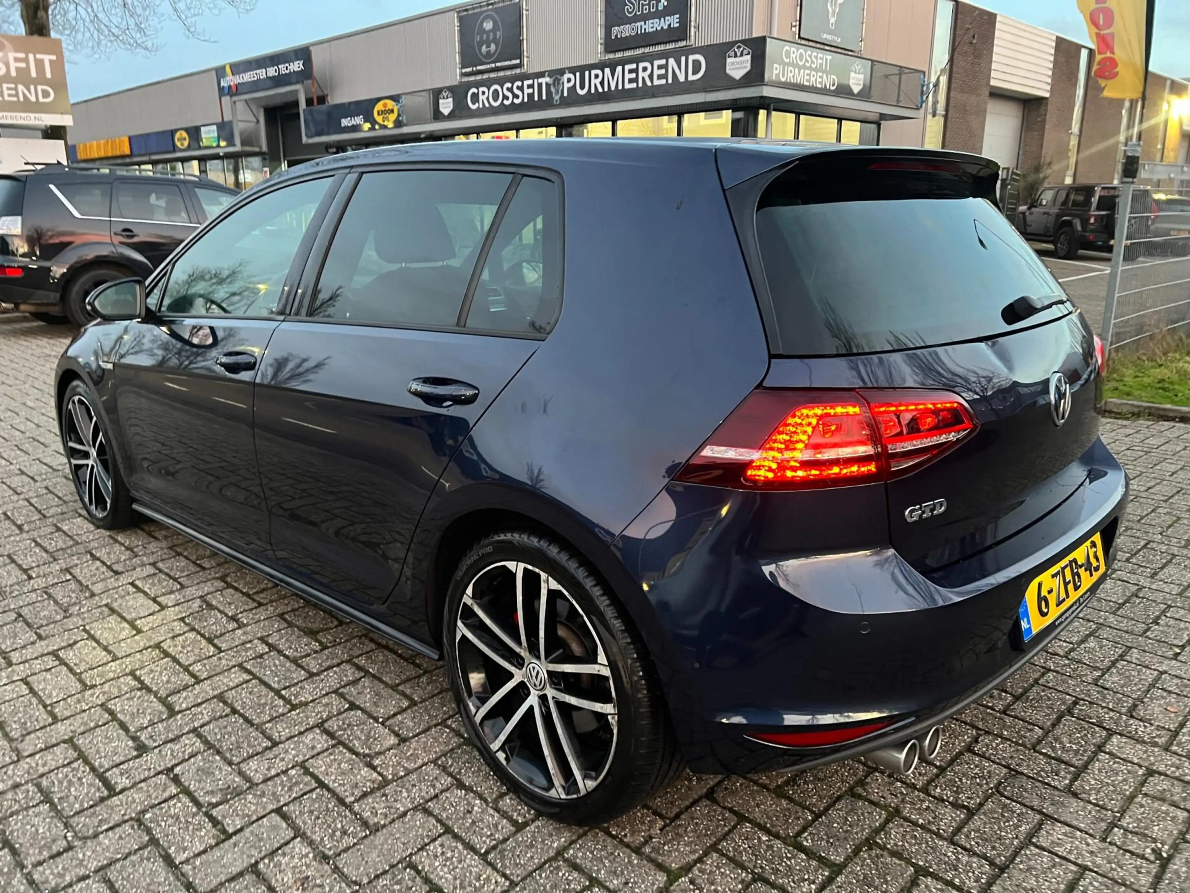Volkswagen Golf GTD 2.0 TDI - LED - CAMERA - NAVIGATIE ! — photo 3