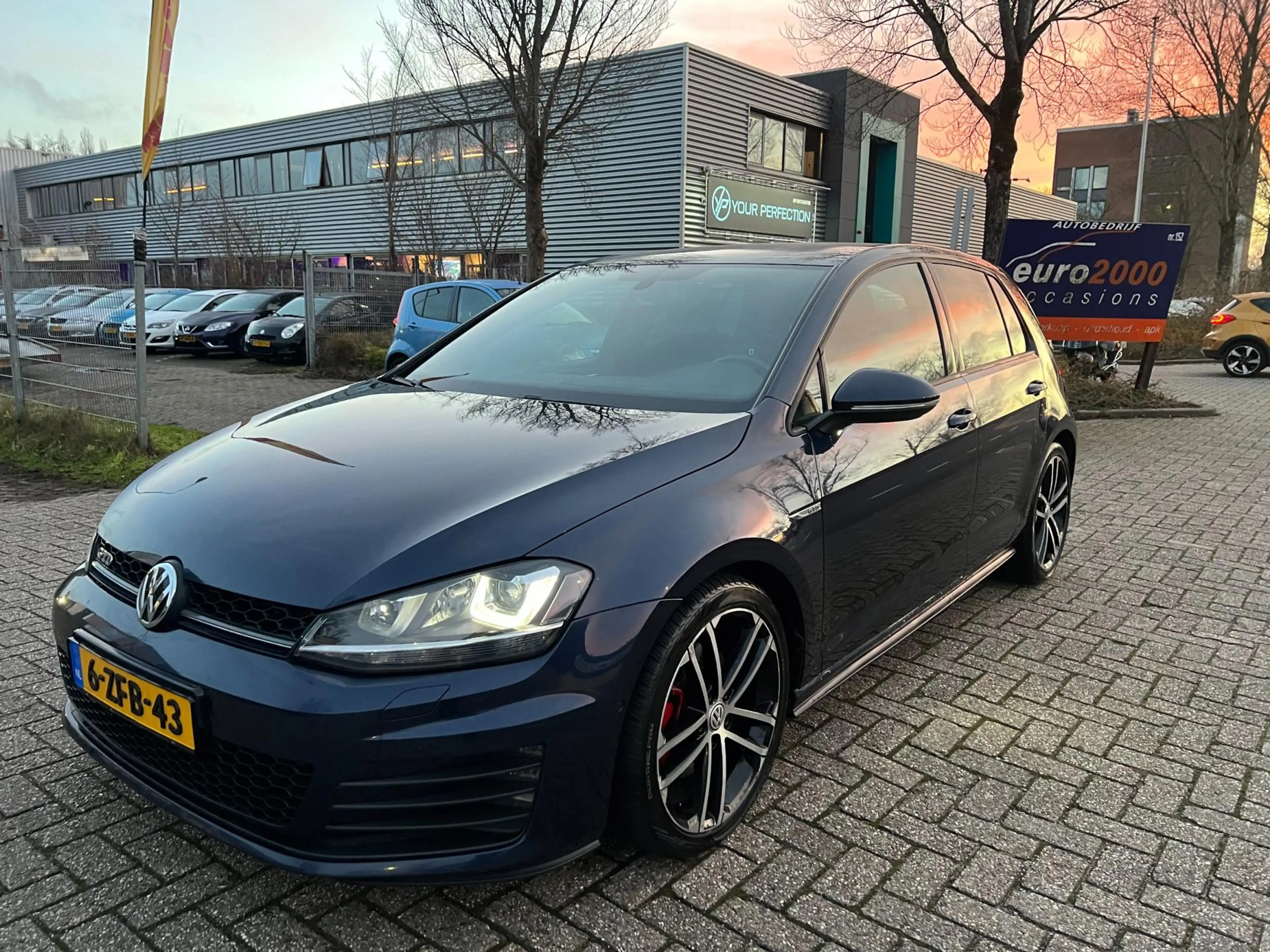 Volkswagen Golf GTD 2.0 TDI - LED - CAMERA - NAVIGATIE !