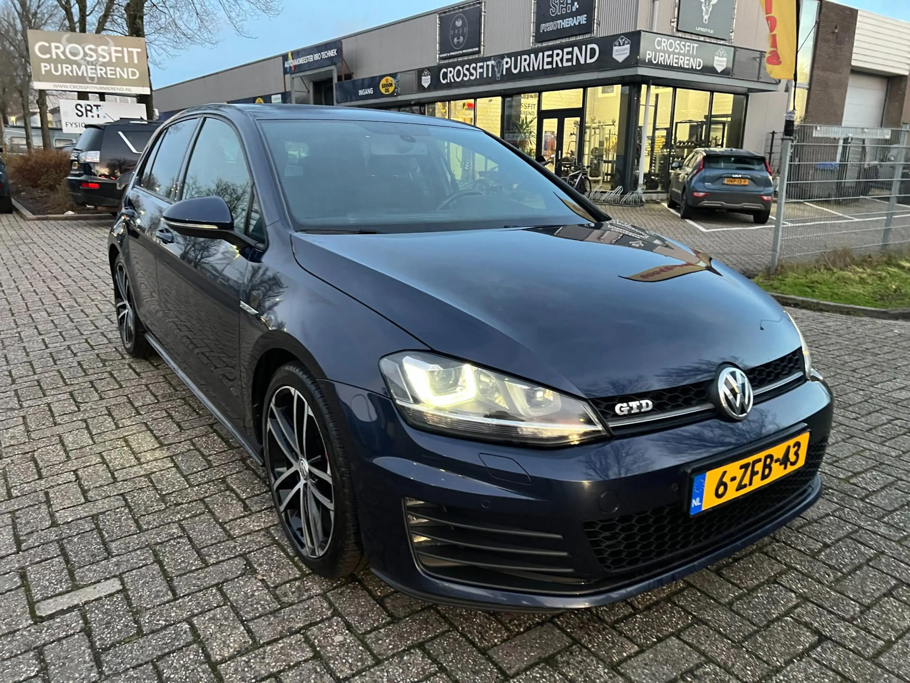 Volkswagen Golf GTD 2.0 TDI - LED - CAMERA - NAVIGATIE ! — photo 15