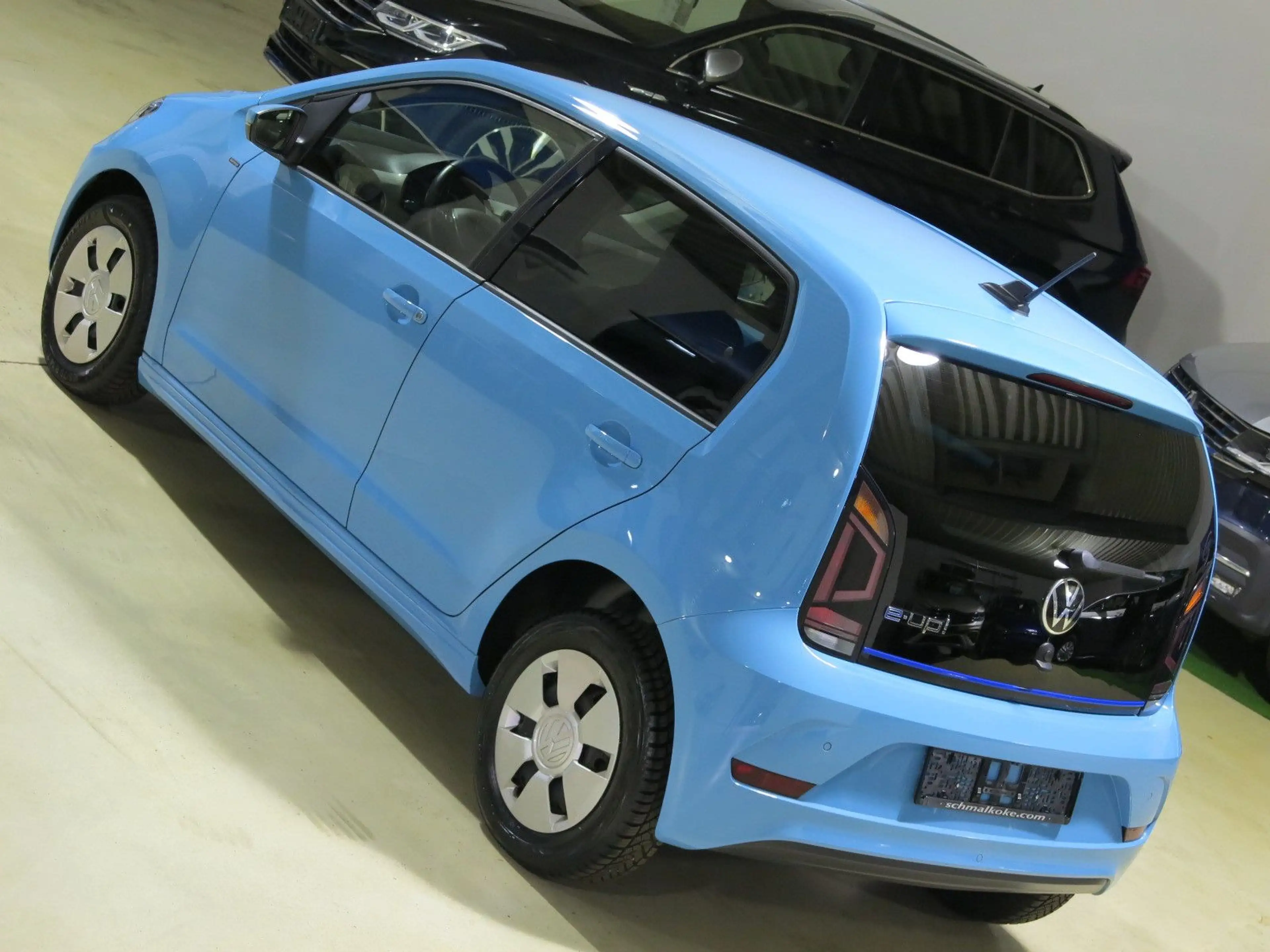 Volkswagen up! e-up! Max CCS GRA Climatronic DAB RFK — photo 10