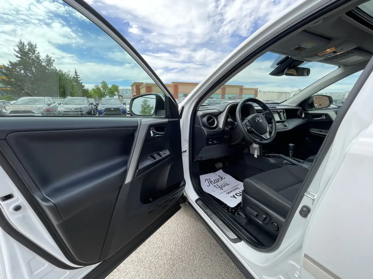 Toyota RAV 4 photo Toyota RAV 4