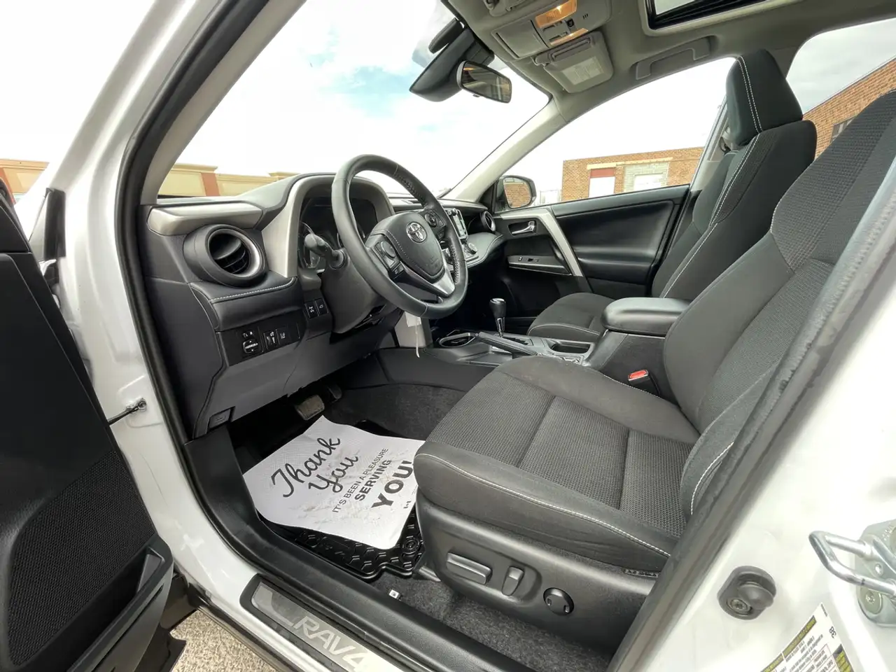 Toyota RAV 4 photo Toyota RAV 4