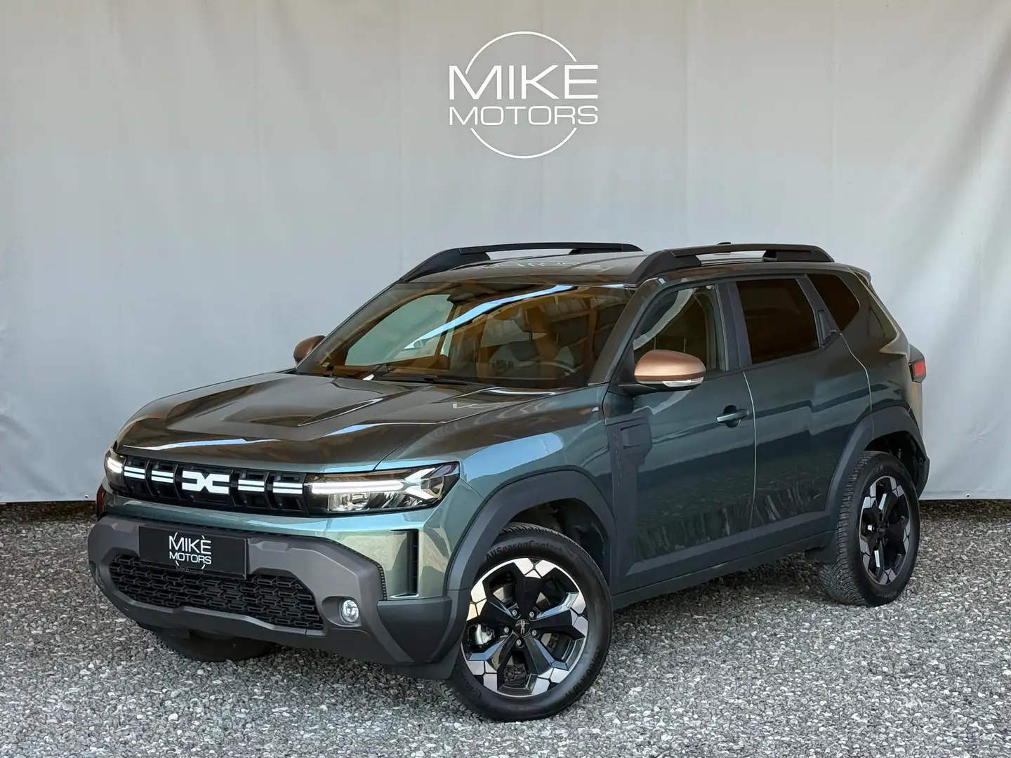 Dacia Duster Extreme TCe 130 mHev 4x4 *AHK* Grün - 1