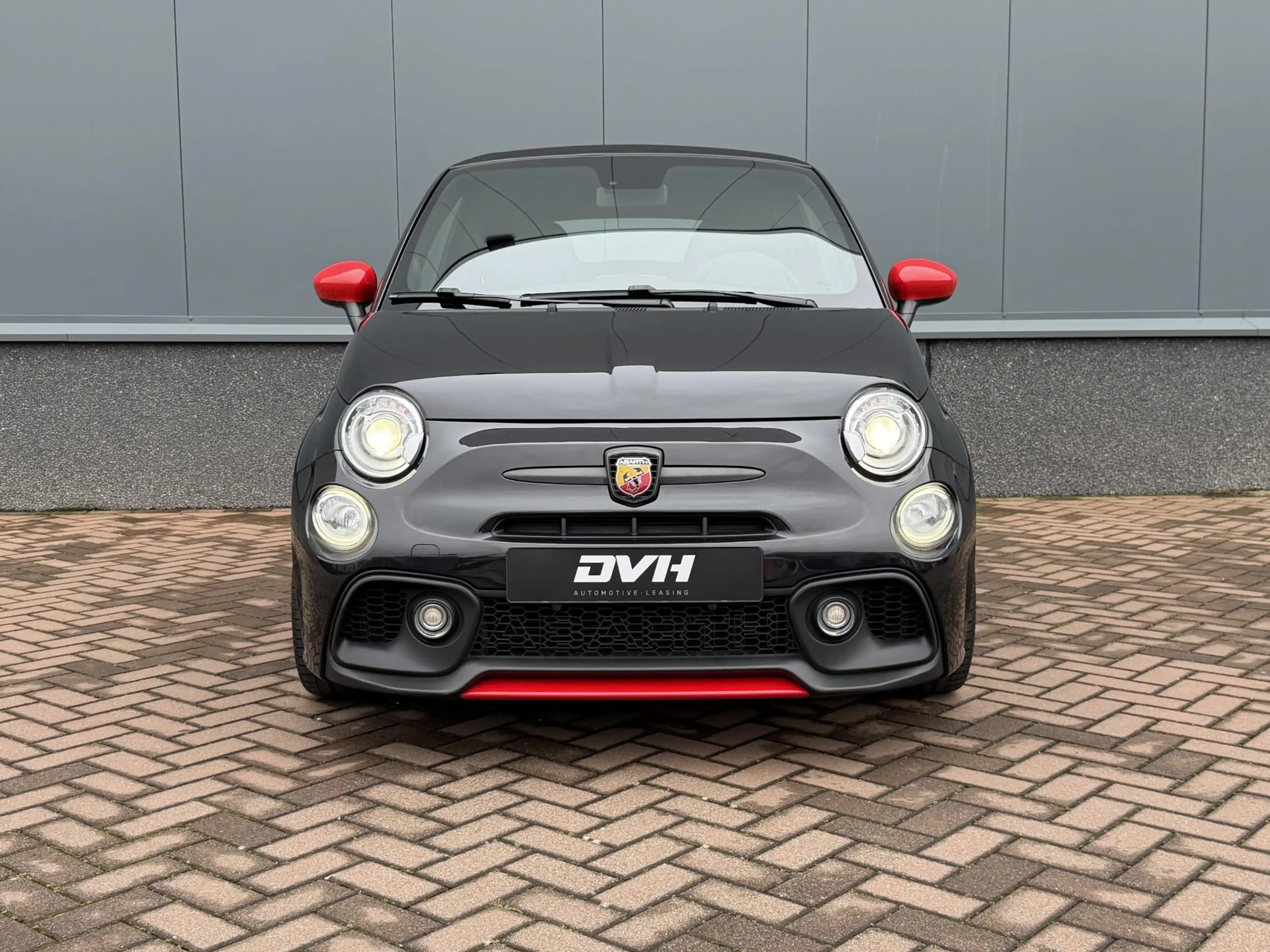 Abarth 595C 1.4 T-Jet Esseesse — photo 2