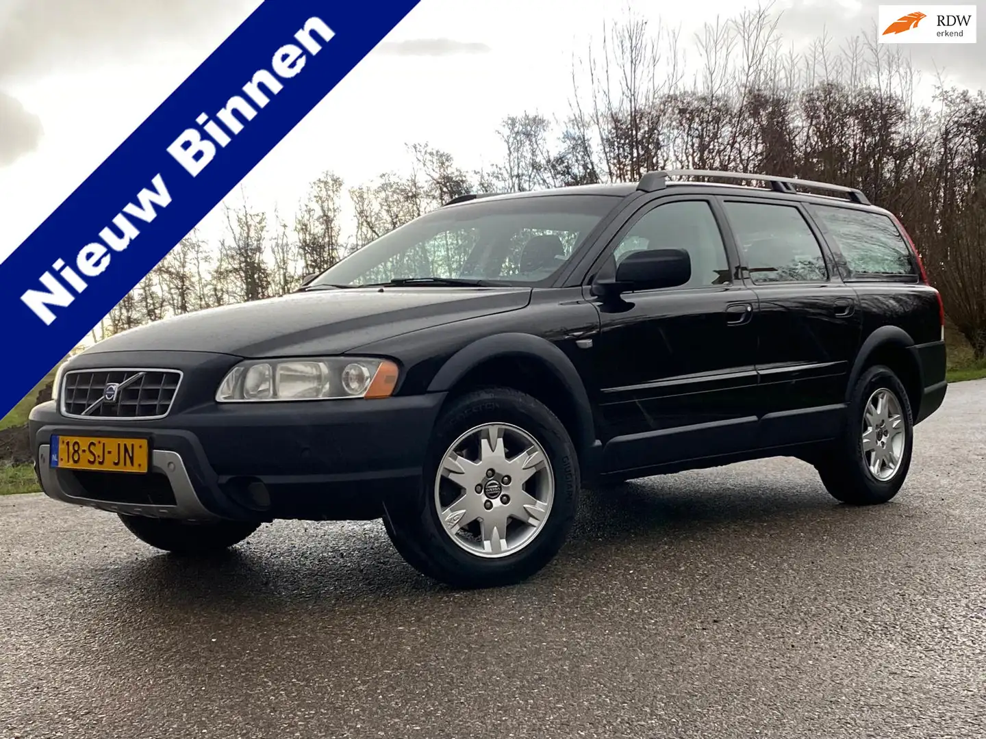 Volvo XC70 2.5 T Momentum Automaat Leder Youngtimer A-Z onder Noir - 1