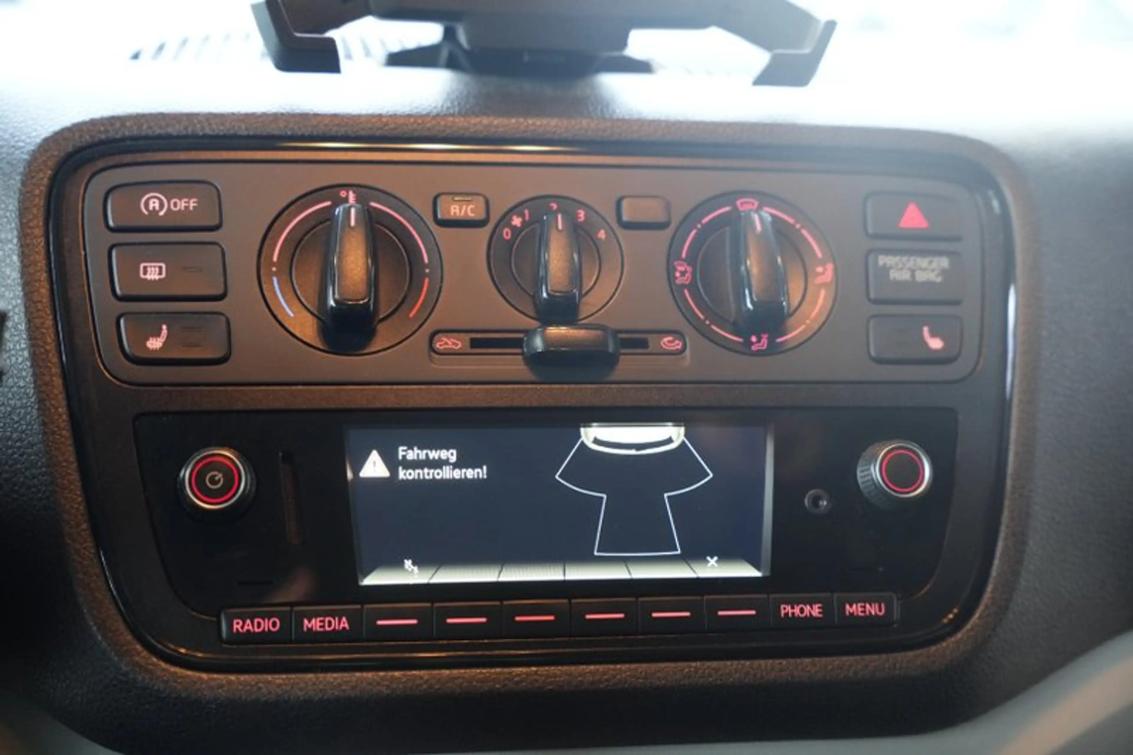 SEAT Mii Style KLIMA*PDC*SITZHEIZUNG* — photo 15