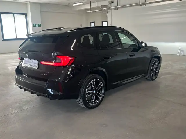 BMW X1 view 5