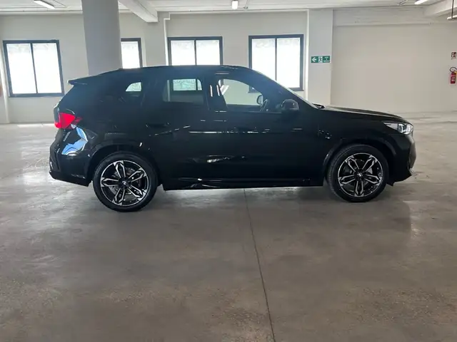 BMW X1 view 7