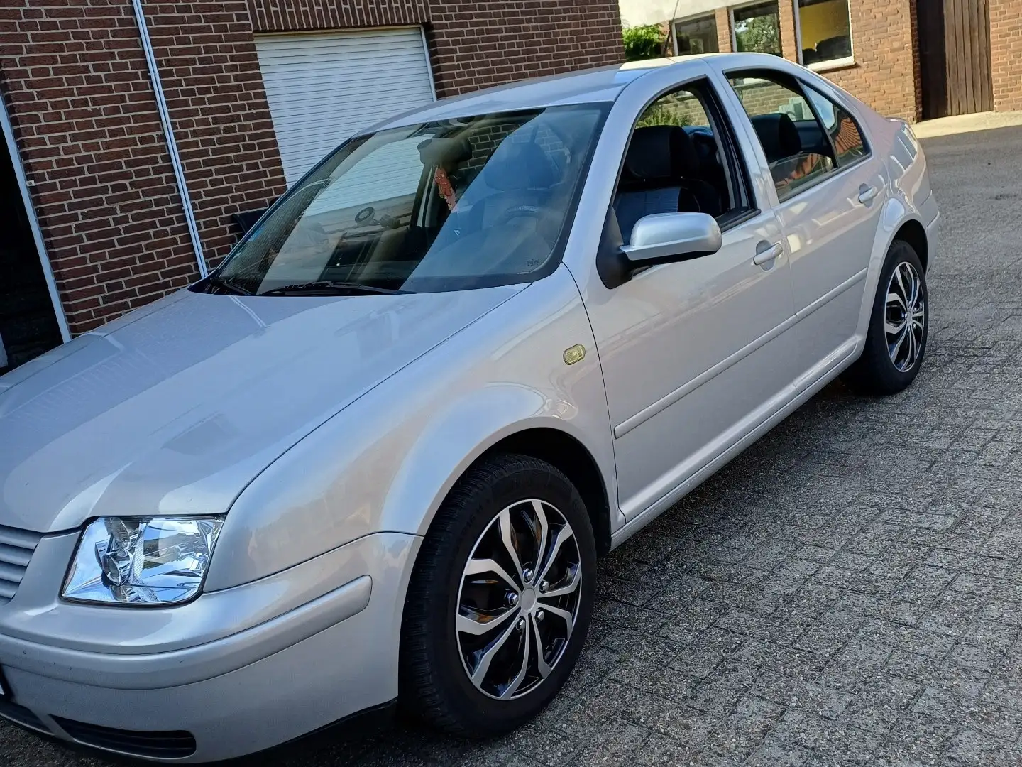 Volkswagen Bora 1.6 Comfortline - 2