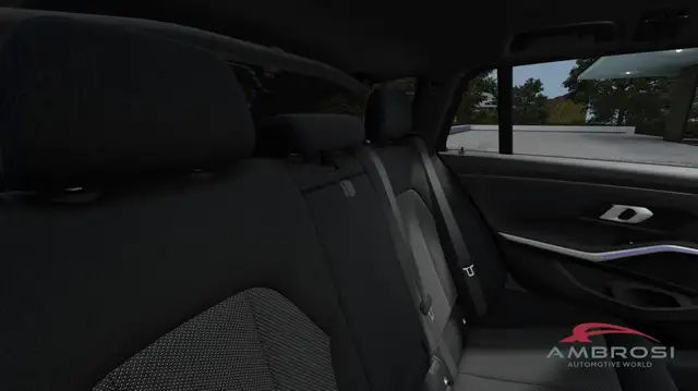 BMW 3 Series view 13