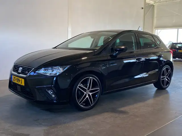 SEAT Ibiza 1.0 TSI FR Carplay Camera 18" NL-auto