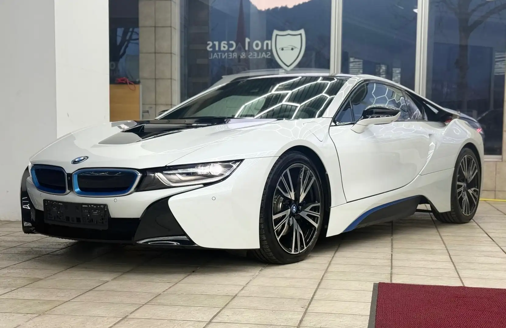 BMW i8 Pure Impulse *MEGA-OPTIK Weiß - 1