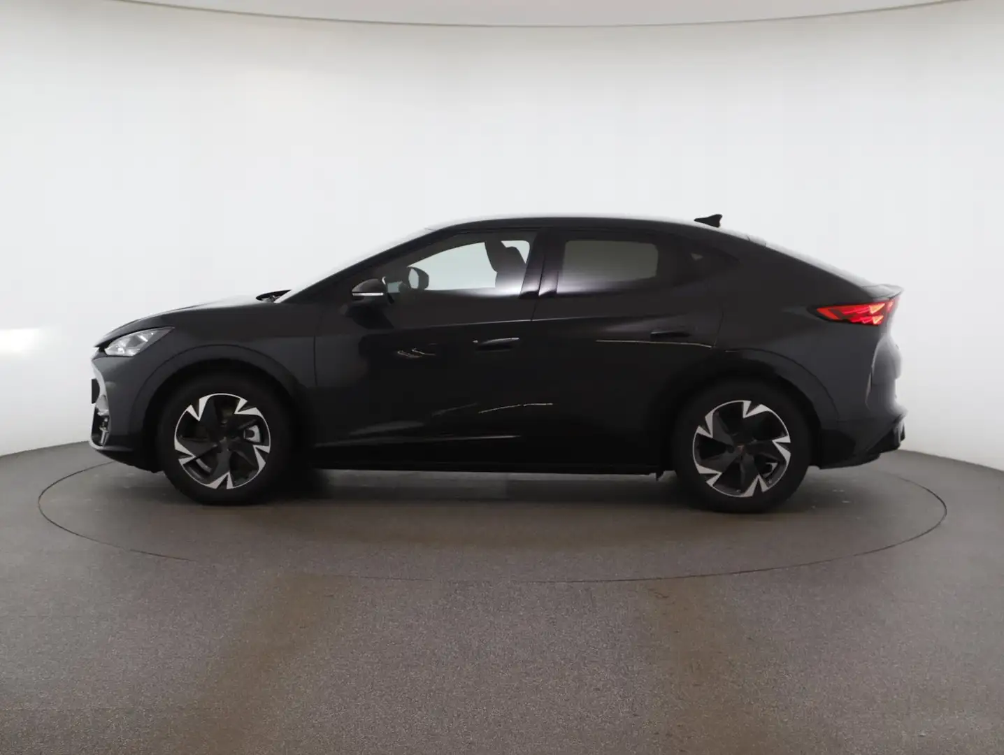 CUPRA Tavascan Alpha 210kW/286PS Grau - 2