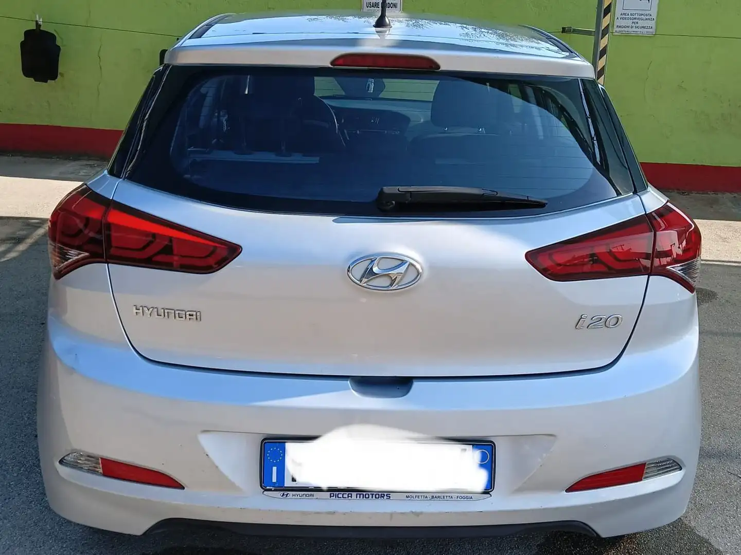 Hyundai i20 i20 5p 1.1 crdi Classic 75cv Grigio - 1