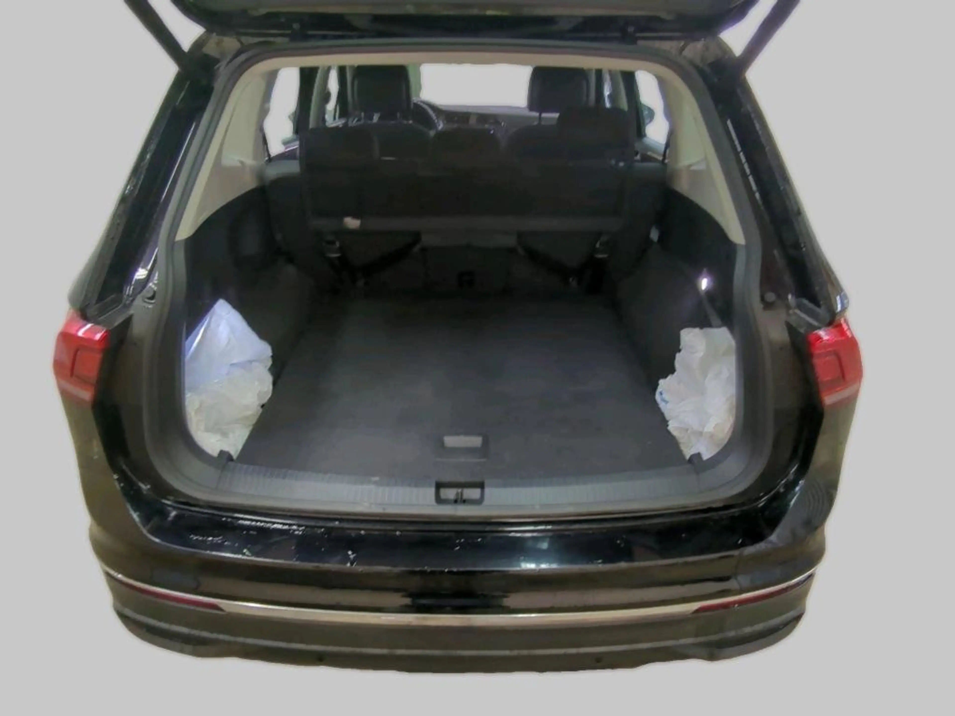 Volkswagen Tiguan Allspace 2.0 TDI Life ACC El.Heckkl. HuD — photo 12