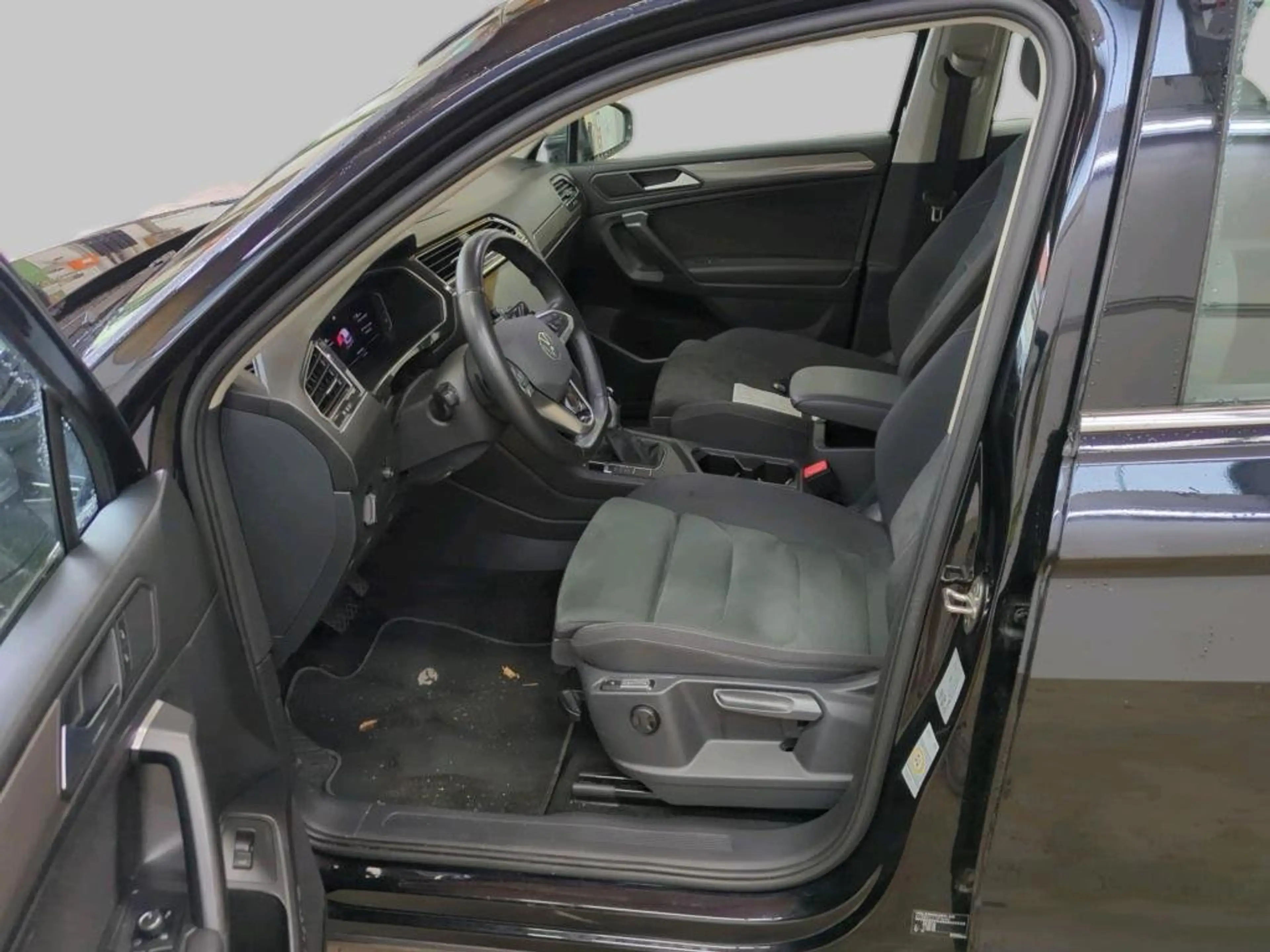 Volkswagen Tiguan Allspace 2.0 TDI Life ACC El.Heckkl. HuD — photo 8