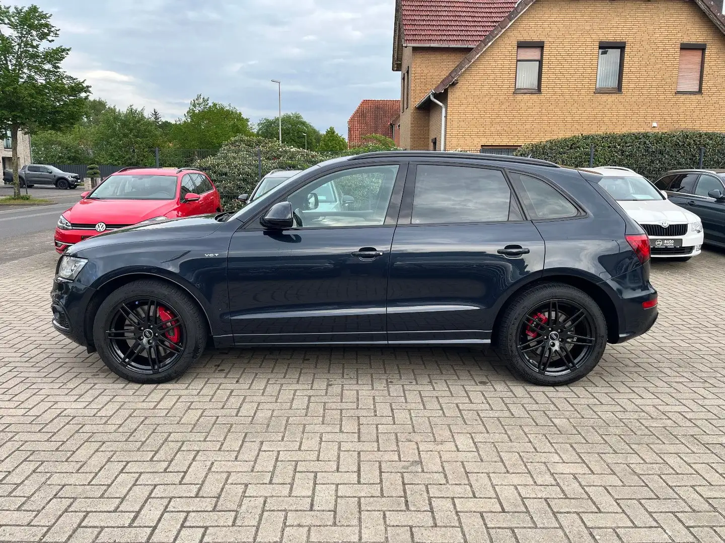 Audi SQ5 3.0 TDI+Competition+Quattro+TÜv& Service neu Bleu - 2