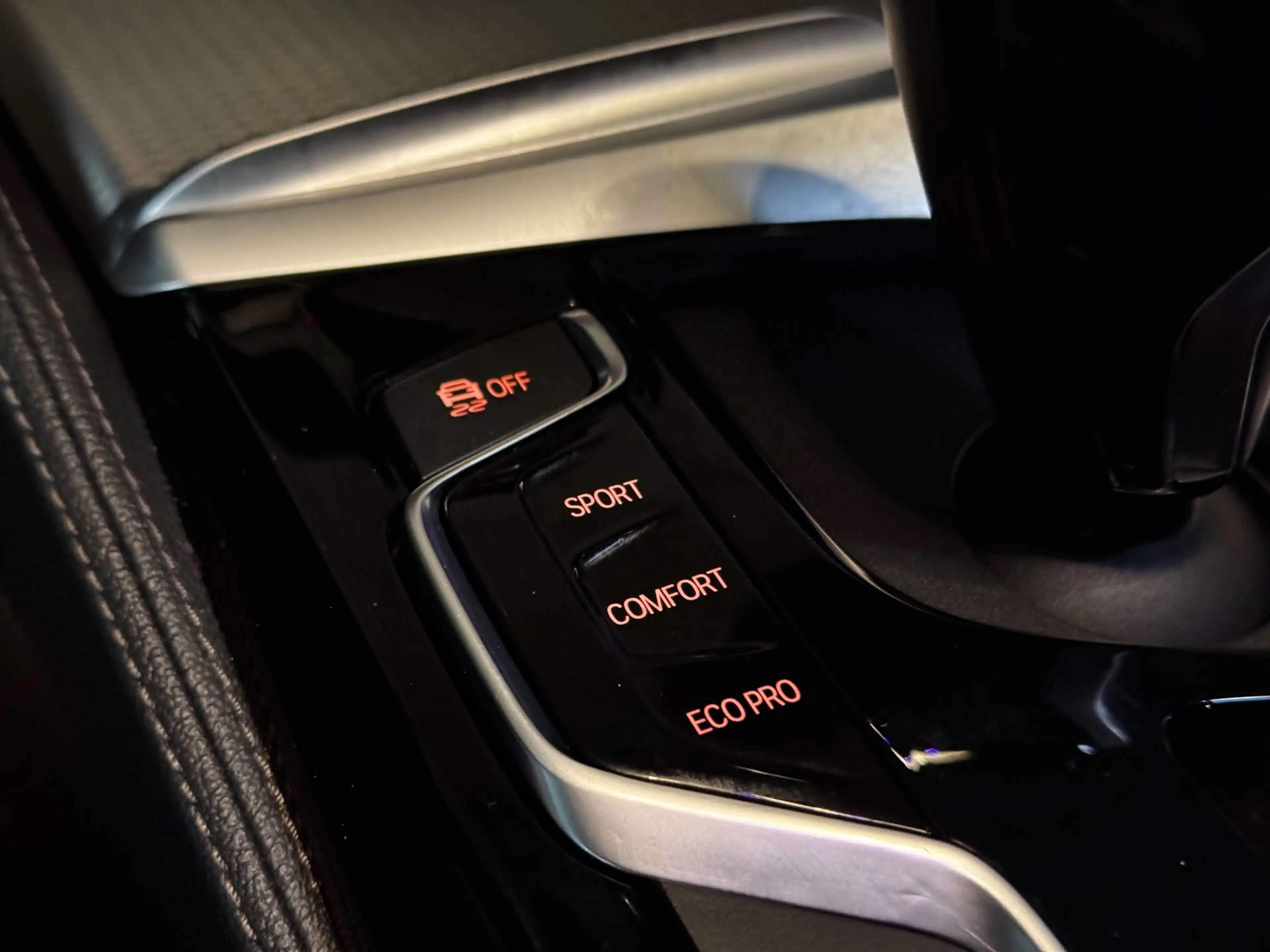 BMW 520 5-serie Touring 520i M-Sport BLACK PACK|PANO|H&K|H — photo 36