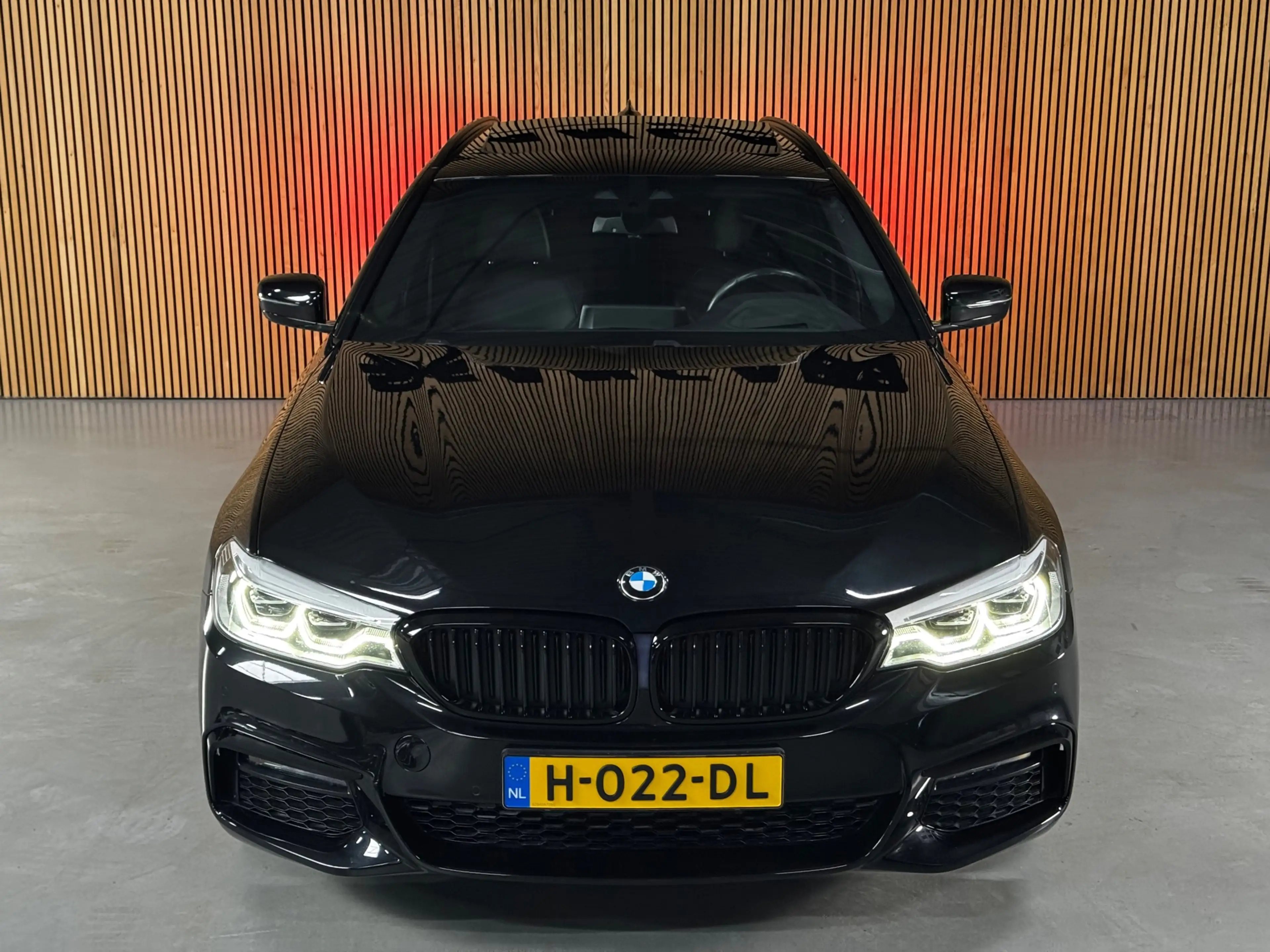 BMW 520 5-serie Touring 520i M-Sport BLACK PACK|PANO|H&K|H — photo 10