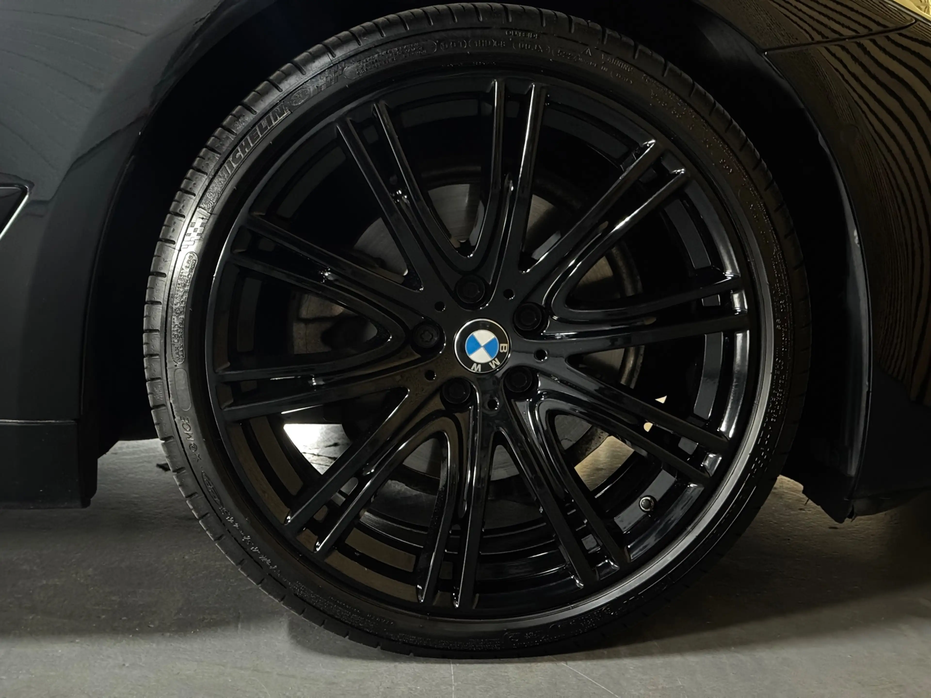 BMW 520 5-serie Touring 520i M-Sport BLACK PACK|PANO|H&K|H — photo 15