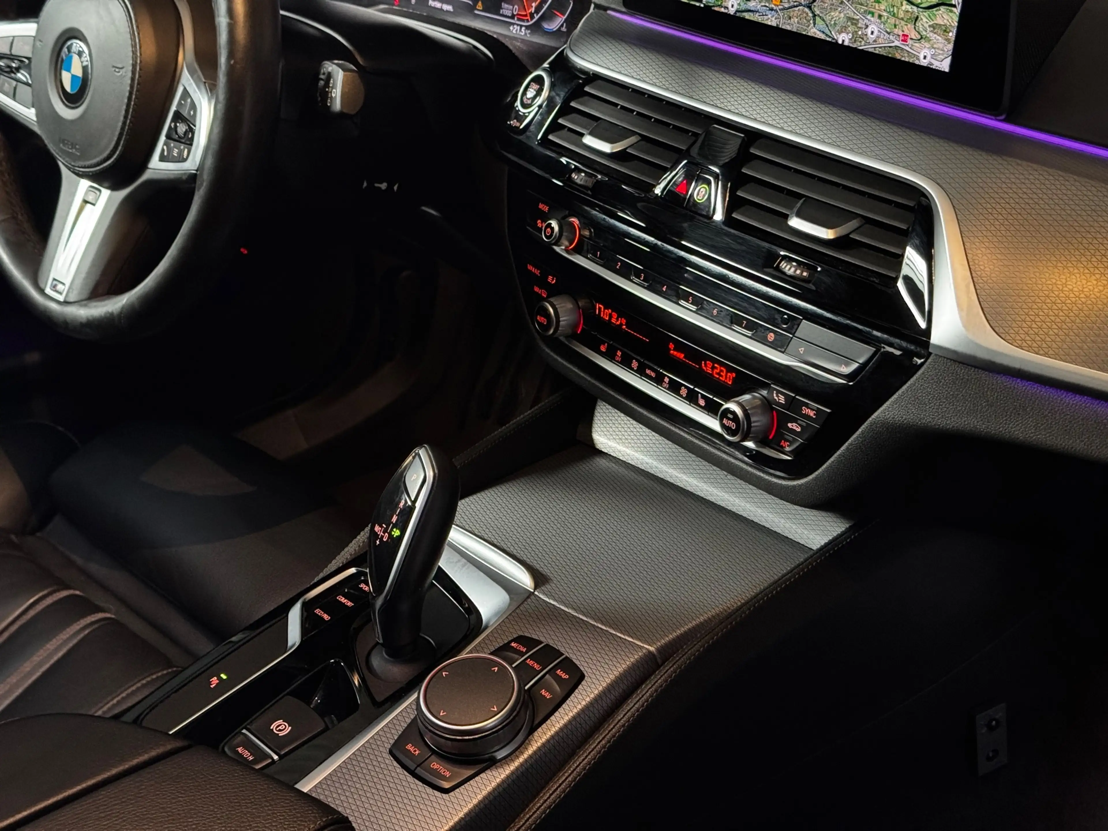BMW 520 5-serie Touring 520i M-Sport BLACK PACK|PANO|H&K|H — photo 48
