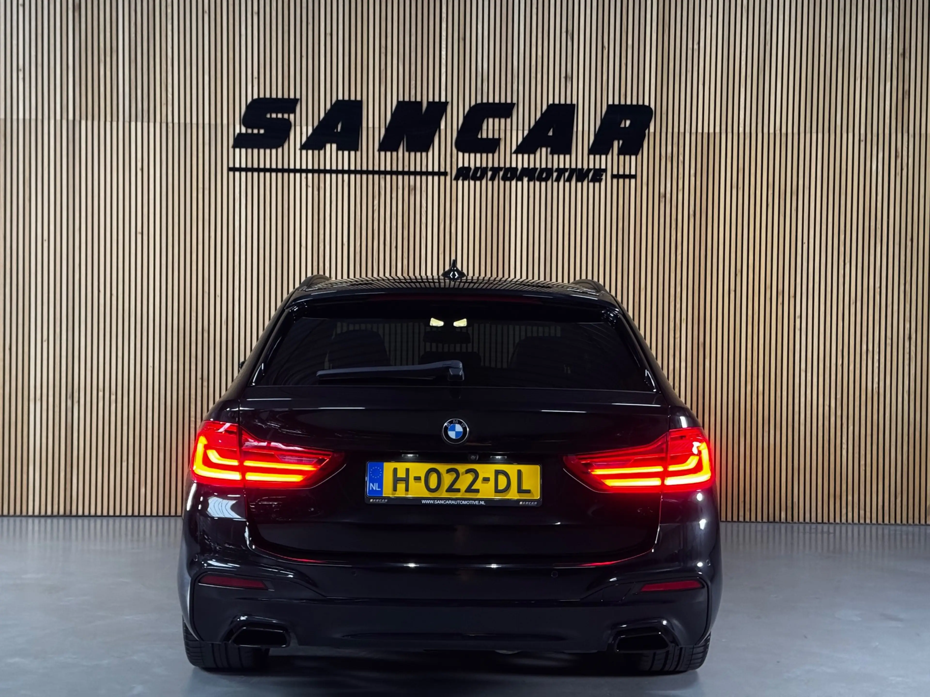 BMW 520 5-serie Touring 520i M-Sport BLACK PACK|PANO|H&K|H — photo 12