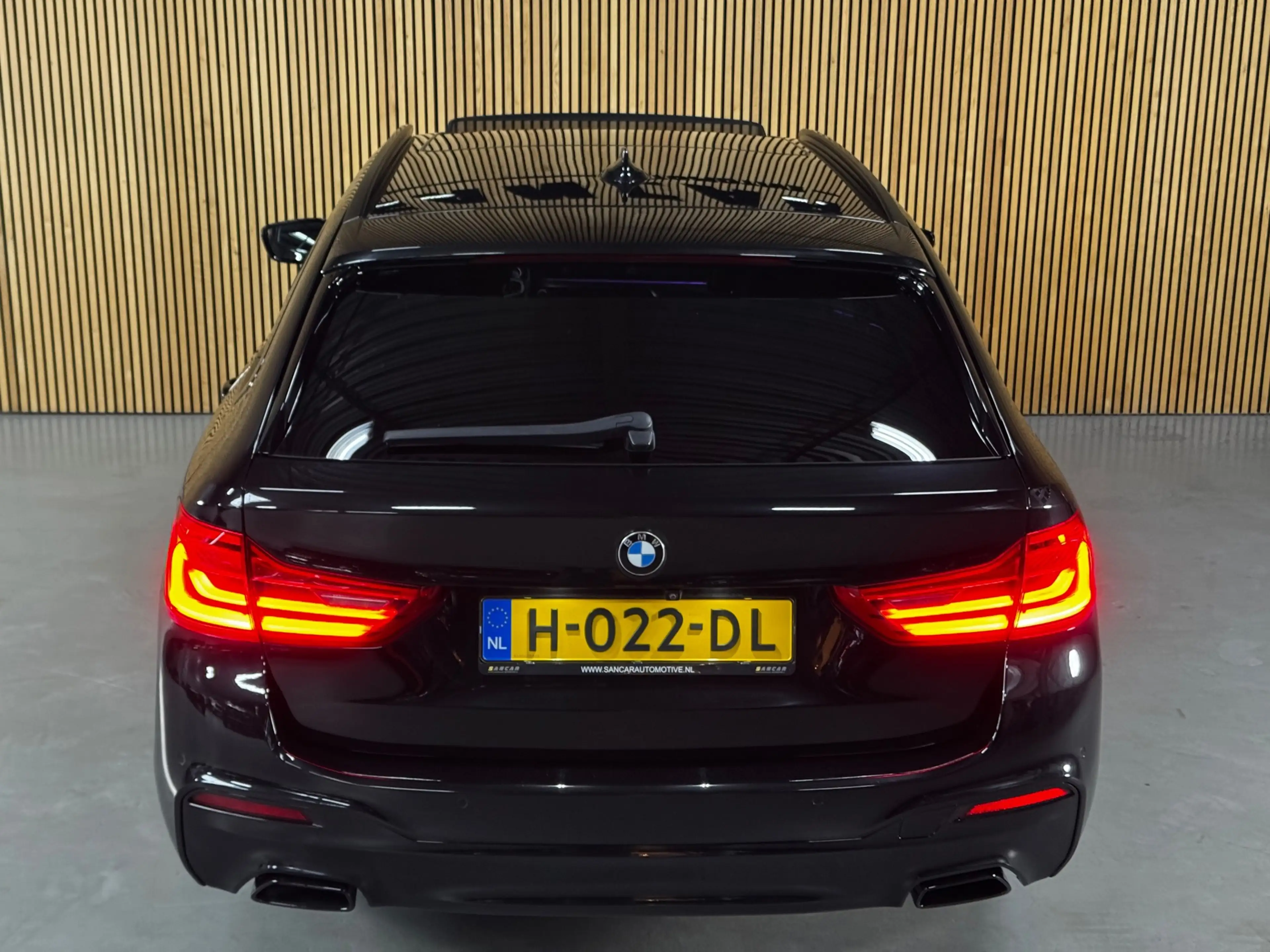 BMW 520 5-serie Touring 520i M-Sport BLACK PACK|PANO|H&K|H — photo 11