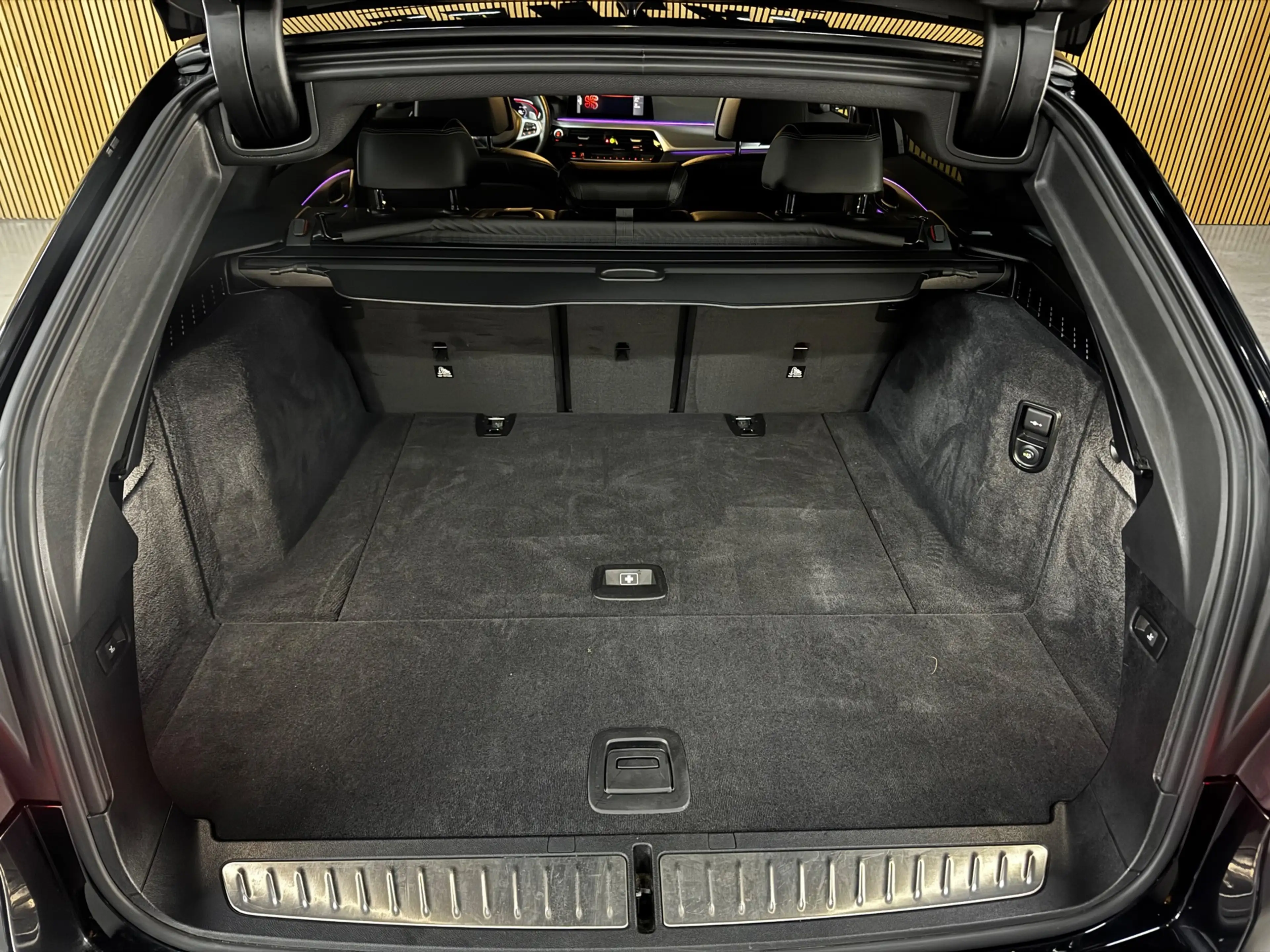 BMW 520 5-serie Touring 520i M-Sport BLACK PACK|PANO|H&K|H — photo 16