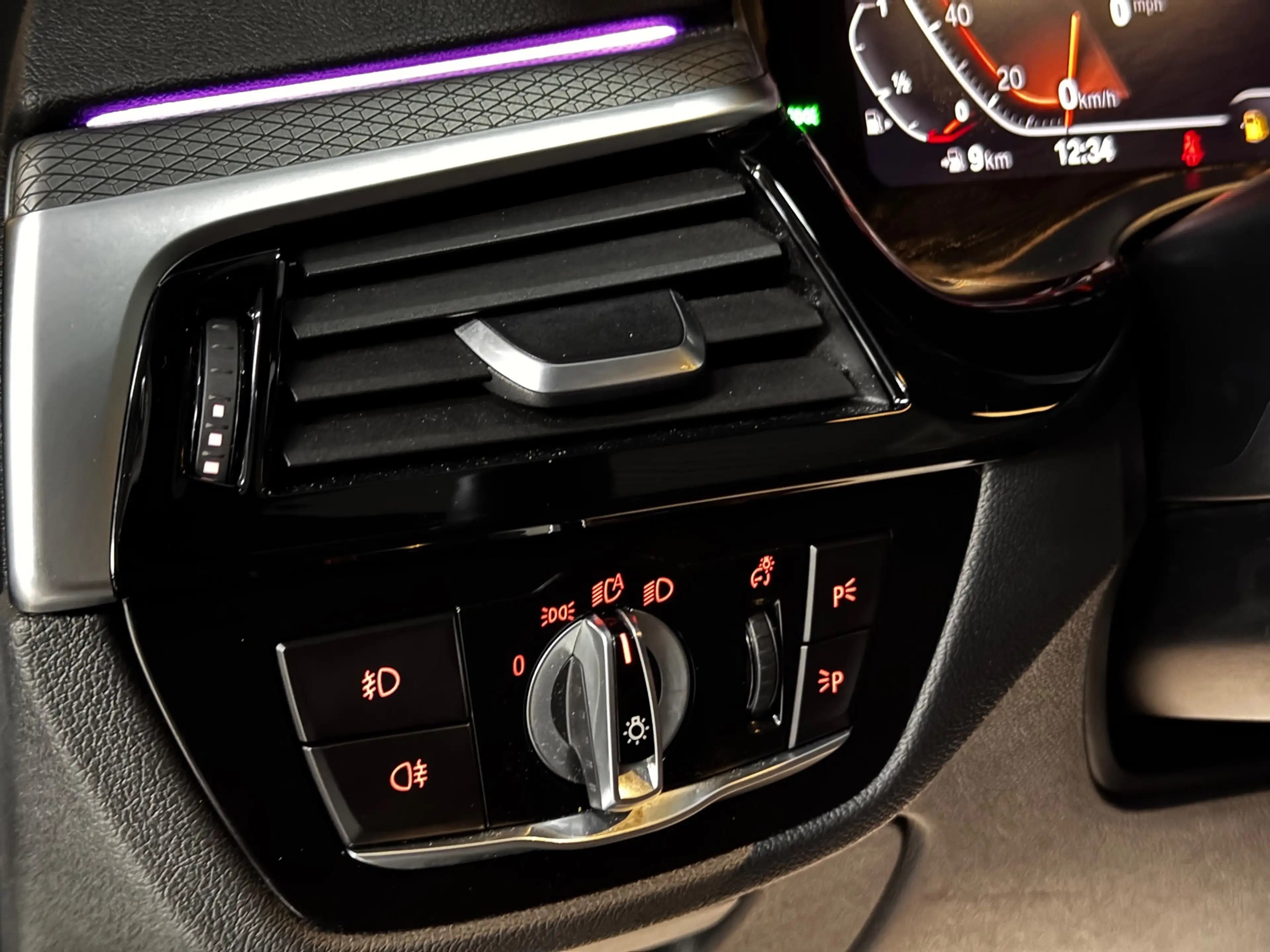 BMW 520 5-serie Touring 520i M-Sport BLACK PACK|PANO|H&K|H — photo 30