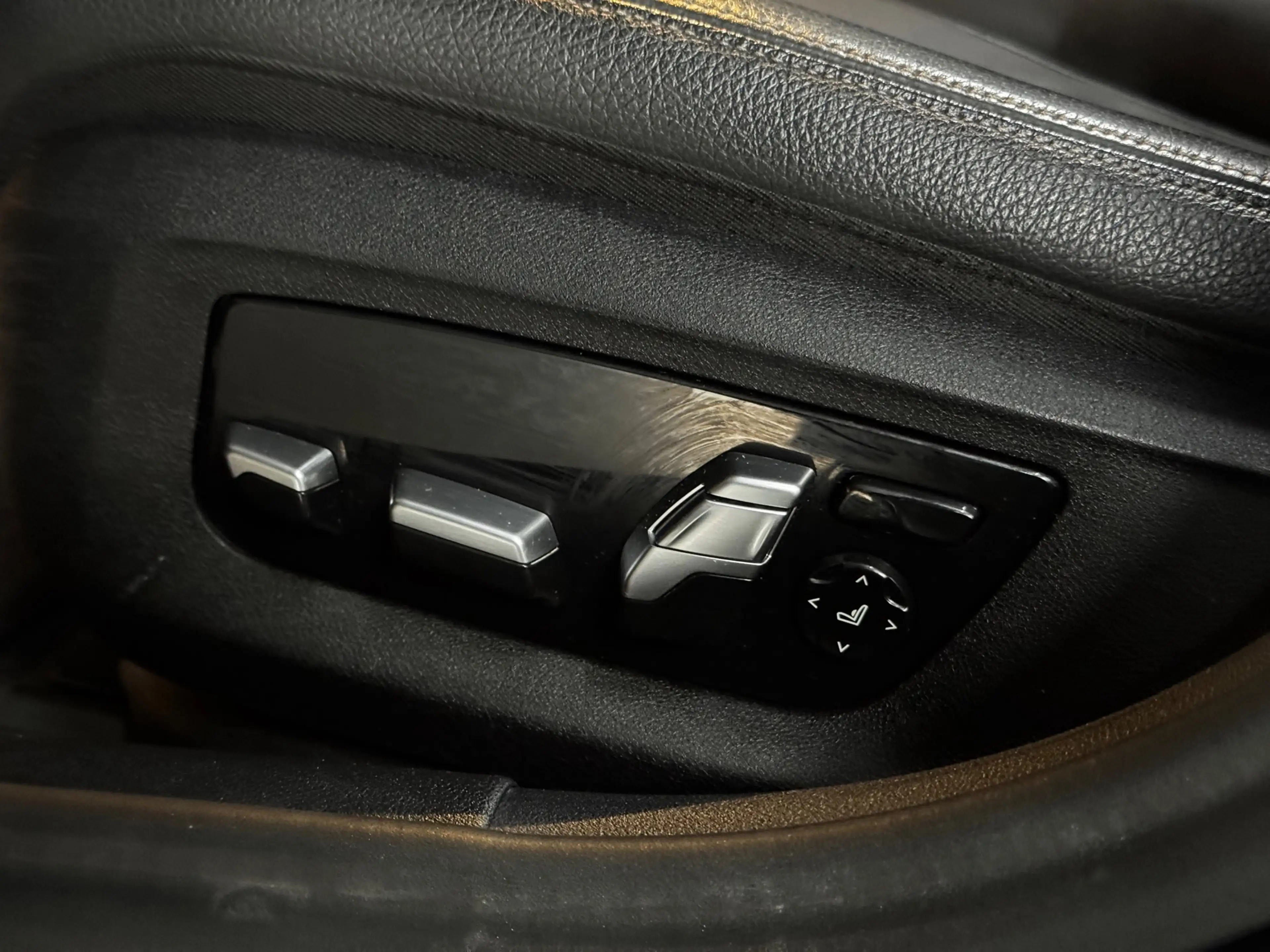 BMW 520 5-serie Touring 520i M-Sport BLACK PACK|PANO|H&K|H — photo 21