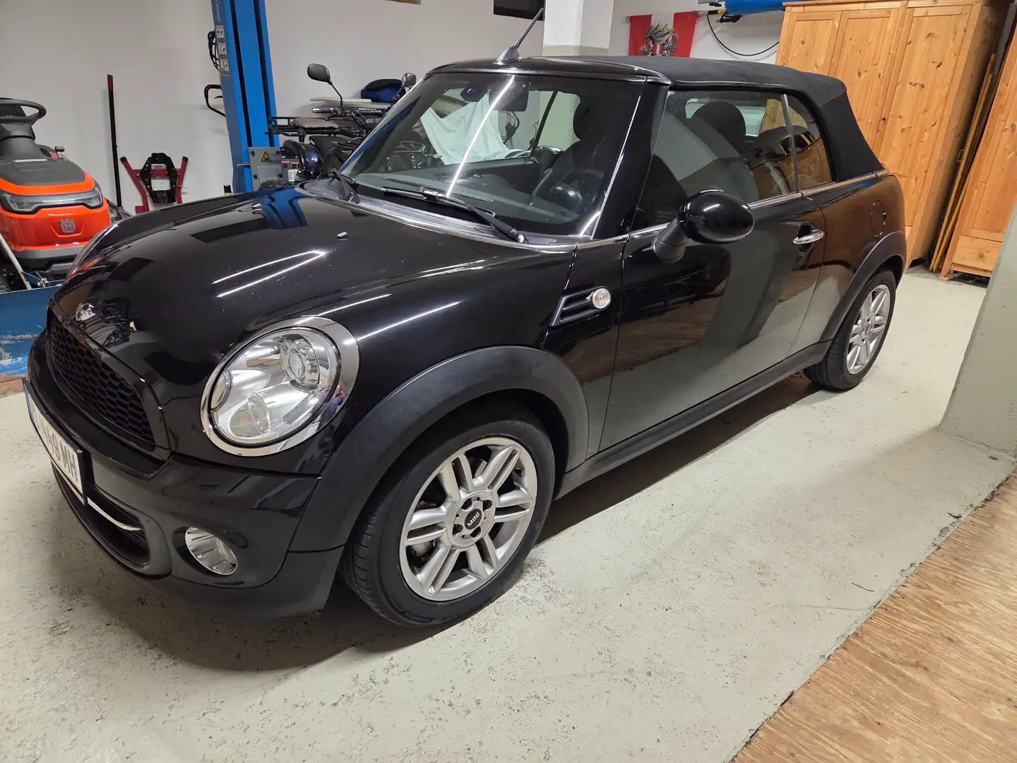 MINI Cooper Cabrio MINI COOPER Cabrio 1,6 R57 N16 Cabrio Schwarz - 2